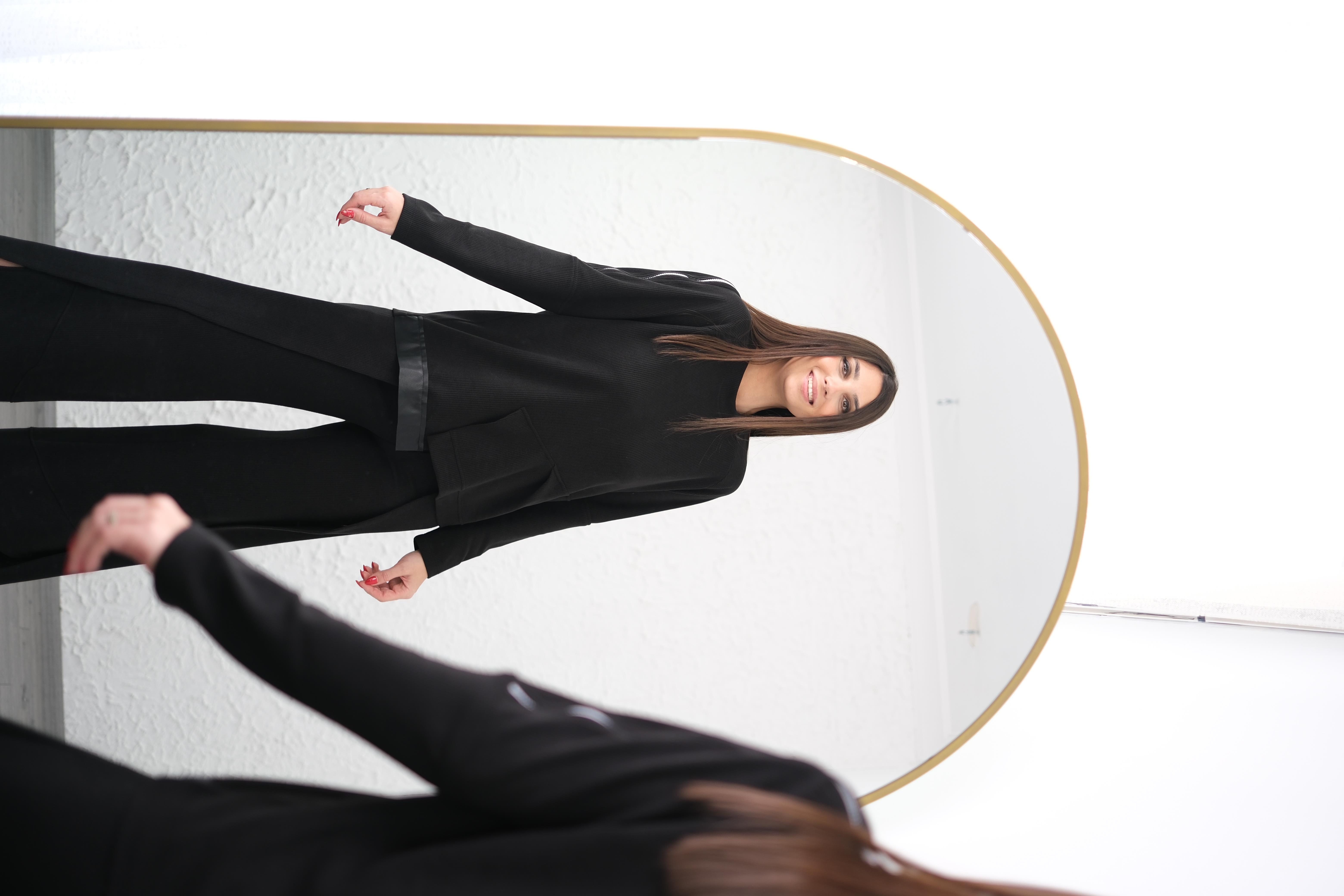 CELLY SIRT DETAYLI SİYAH BLUZ