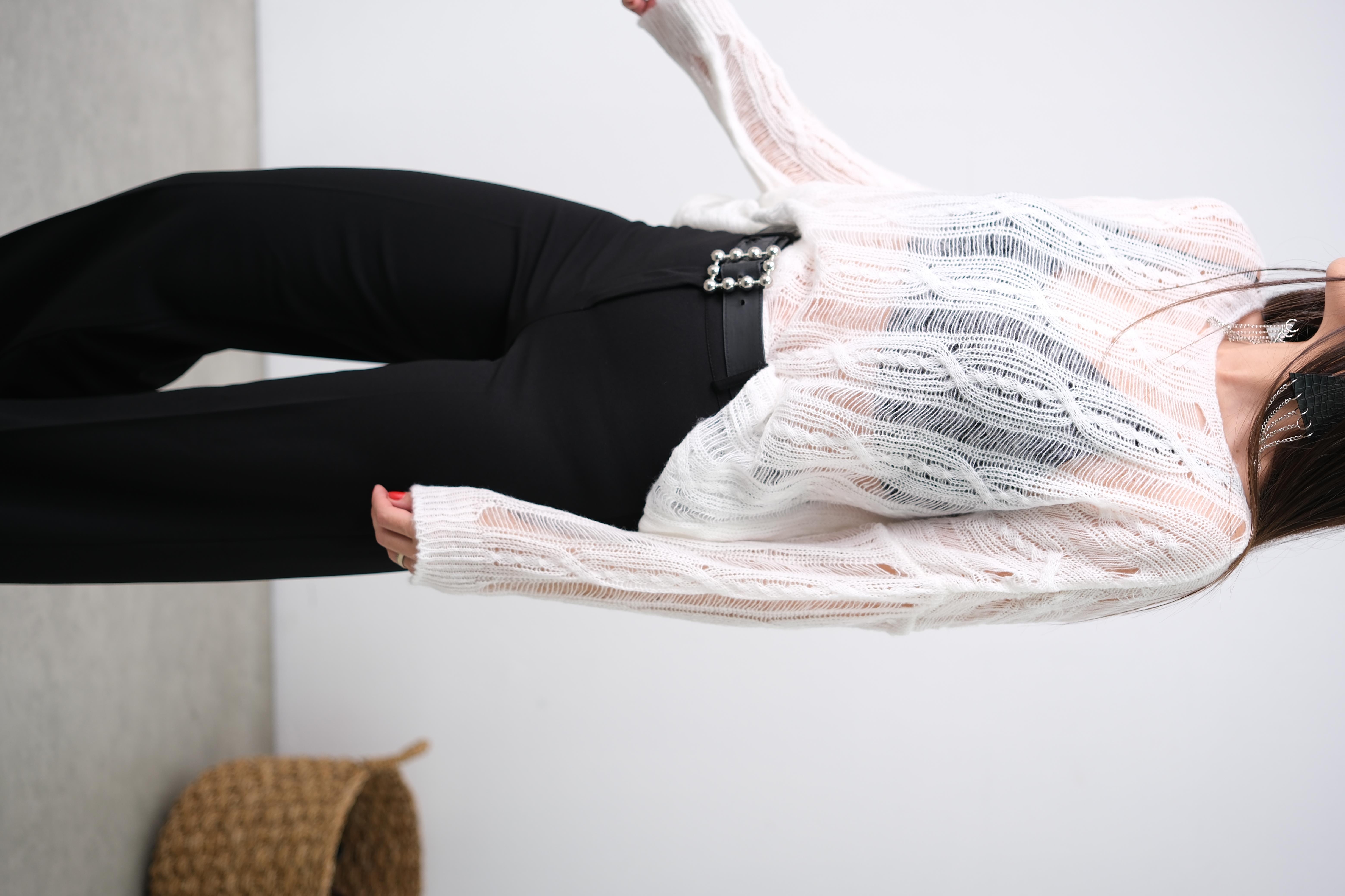 CEMPY AJURLU BEYAZ FİLE BLUZ