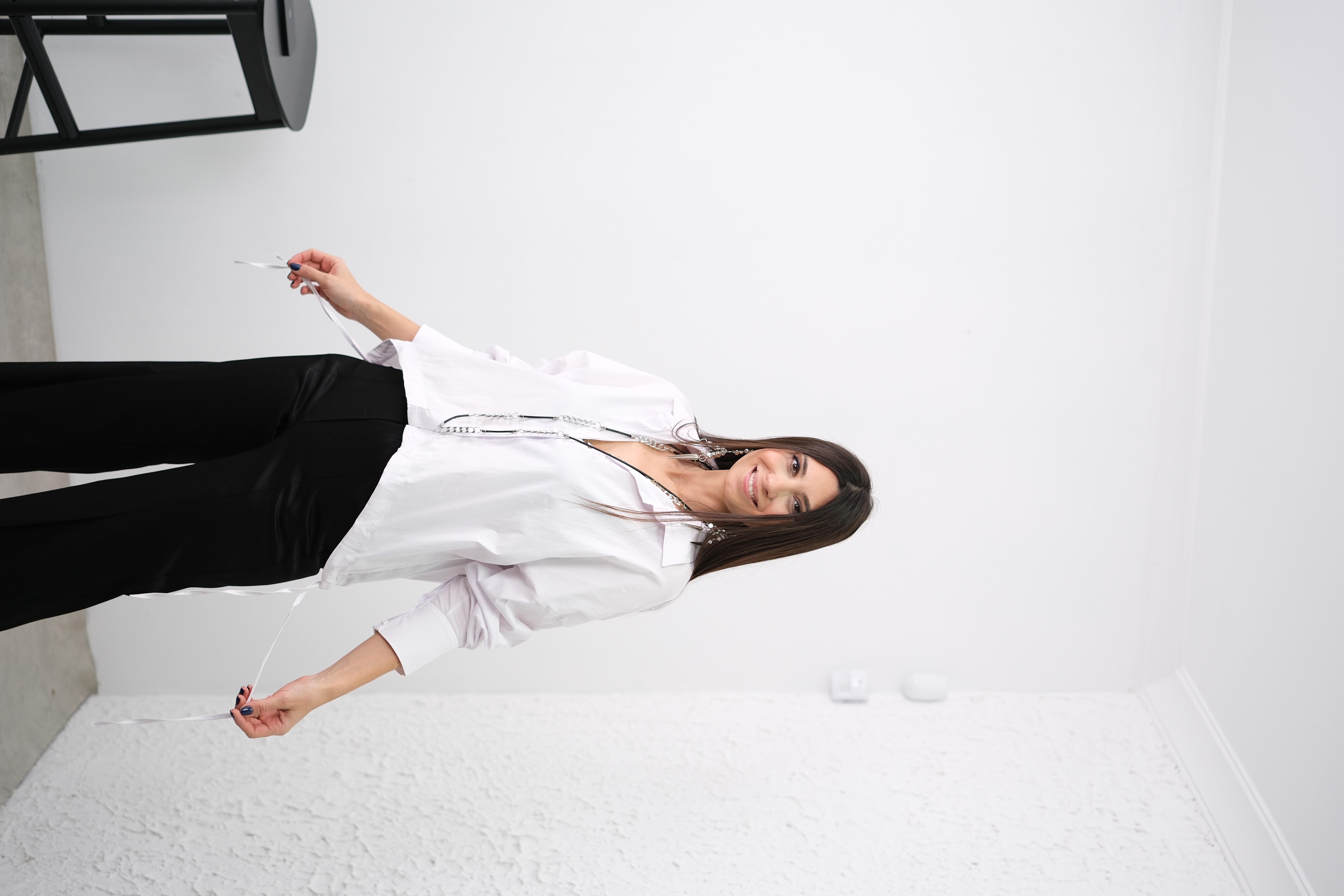 DARY BEYAZ TASARIM GÖMLEK