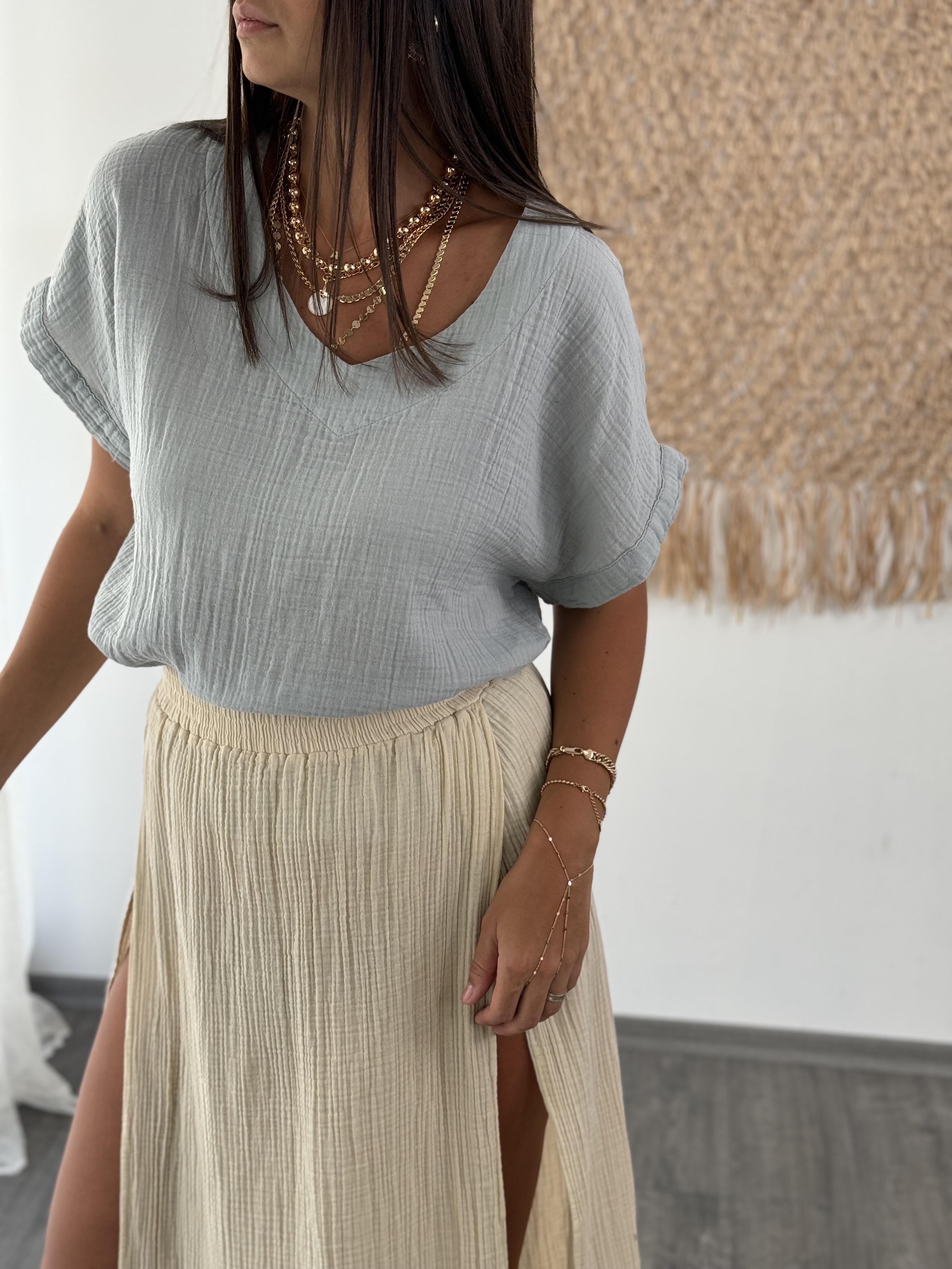 DEVİN V YAKA MÜSLİN GRİ BLUZ