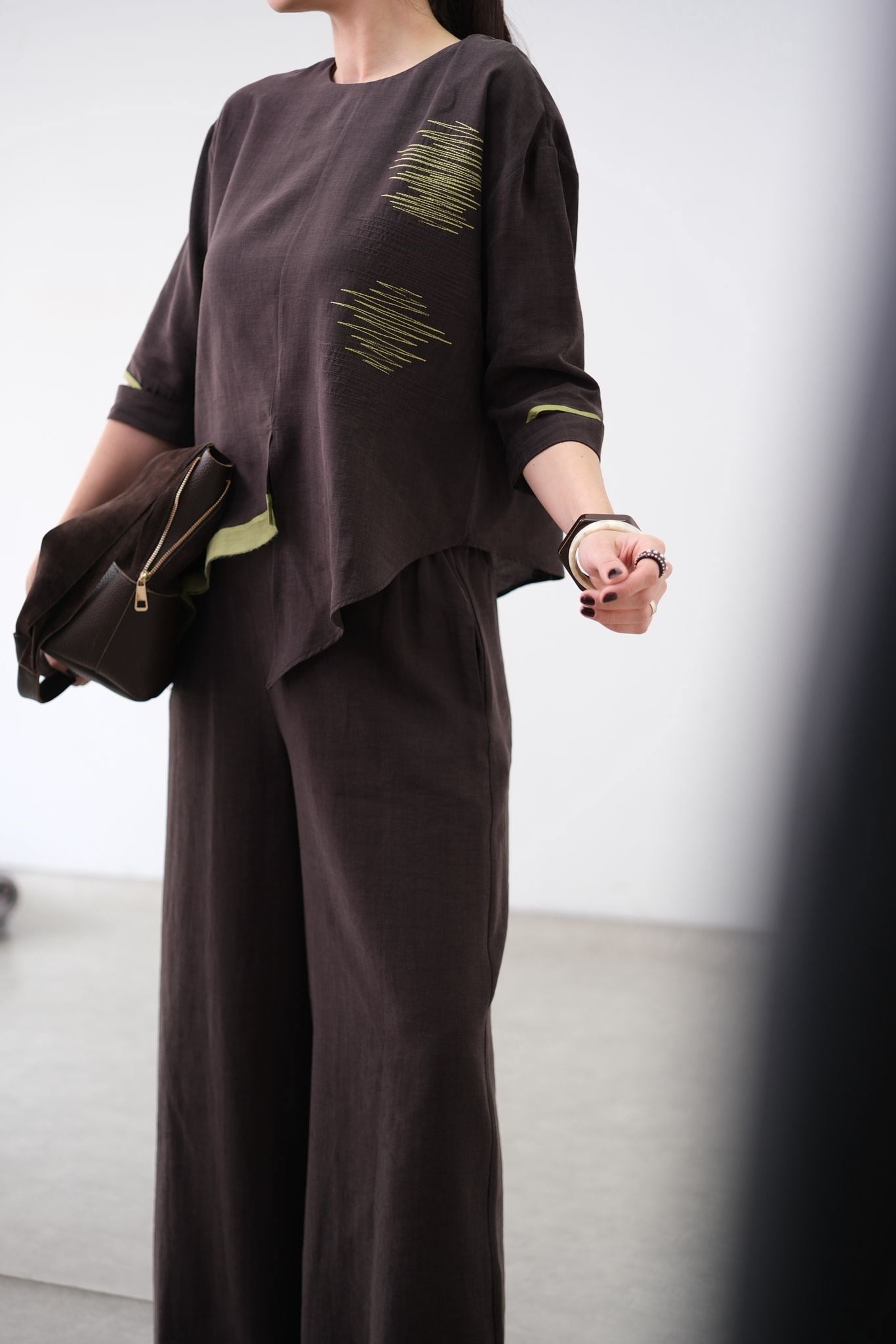 ELARA KAHVE TASARIM BLUZ