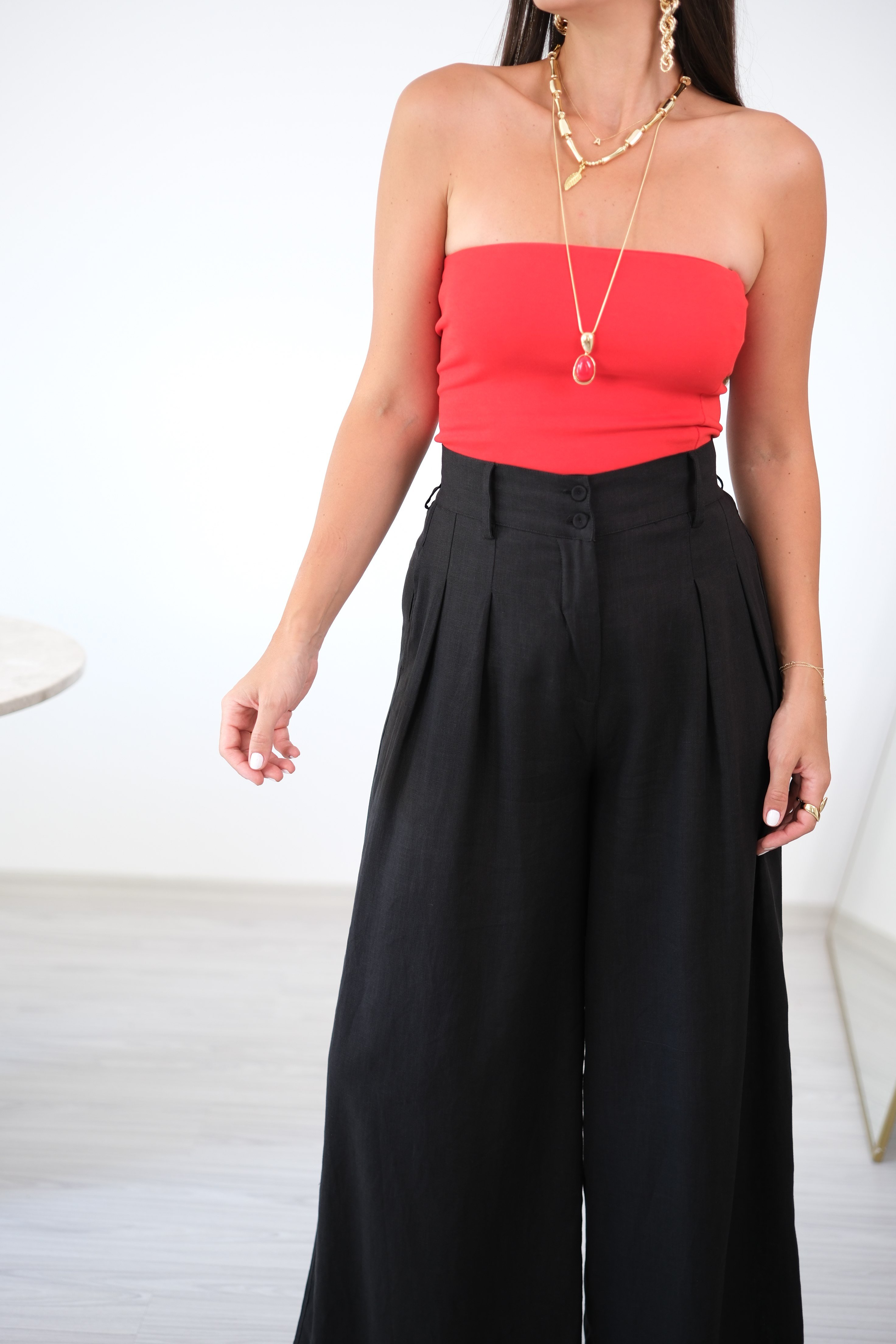 ELENİ STRAPLEZ KIRMIZI BLUZ