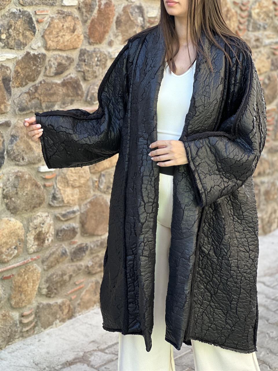 GREAT SİYAH ÇATLAYAN KABAN