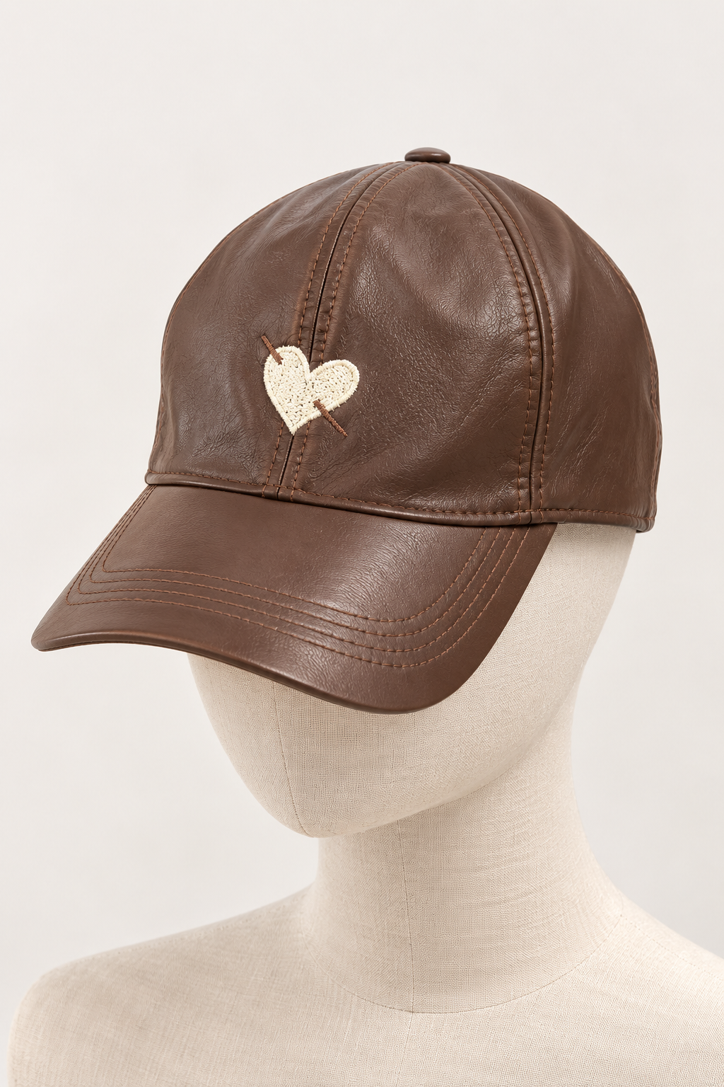HEART CLUB KAHVE DERİ ŞAPKA
