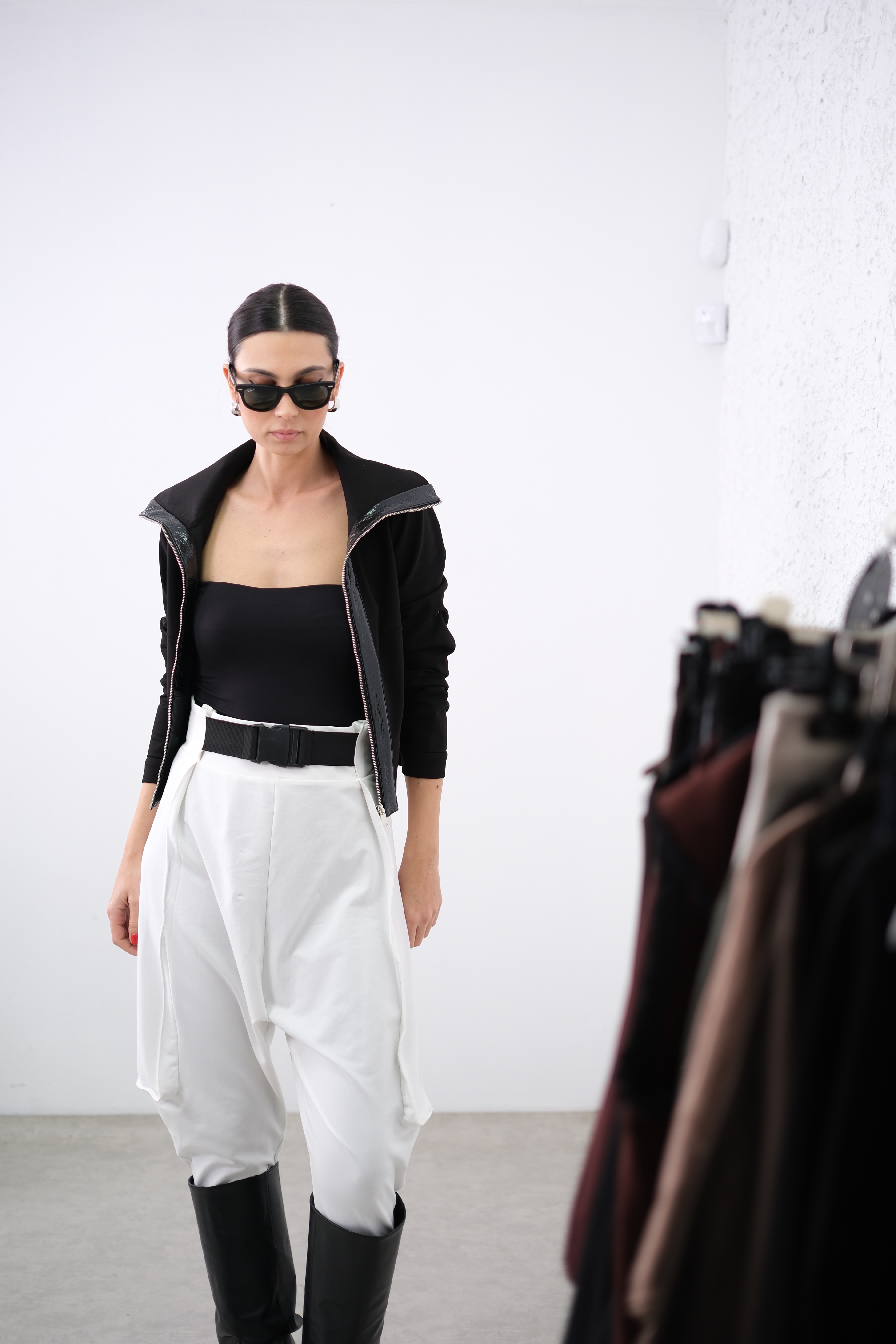 LAMU KEMERLİ BEYAZ ŞALVAR PANTOLON