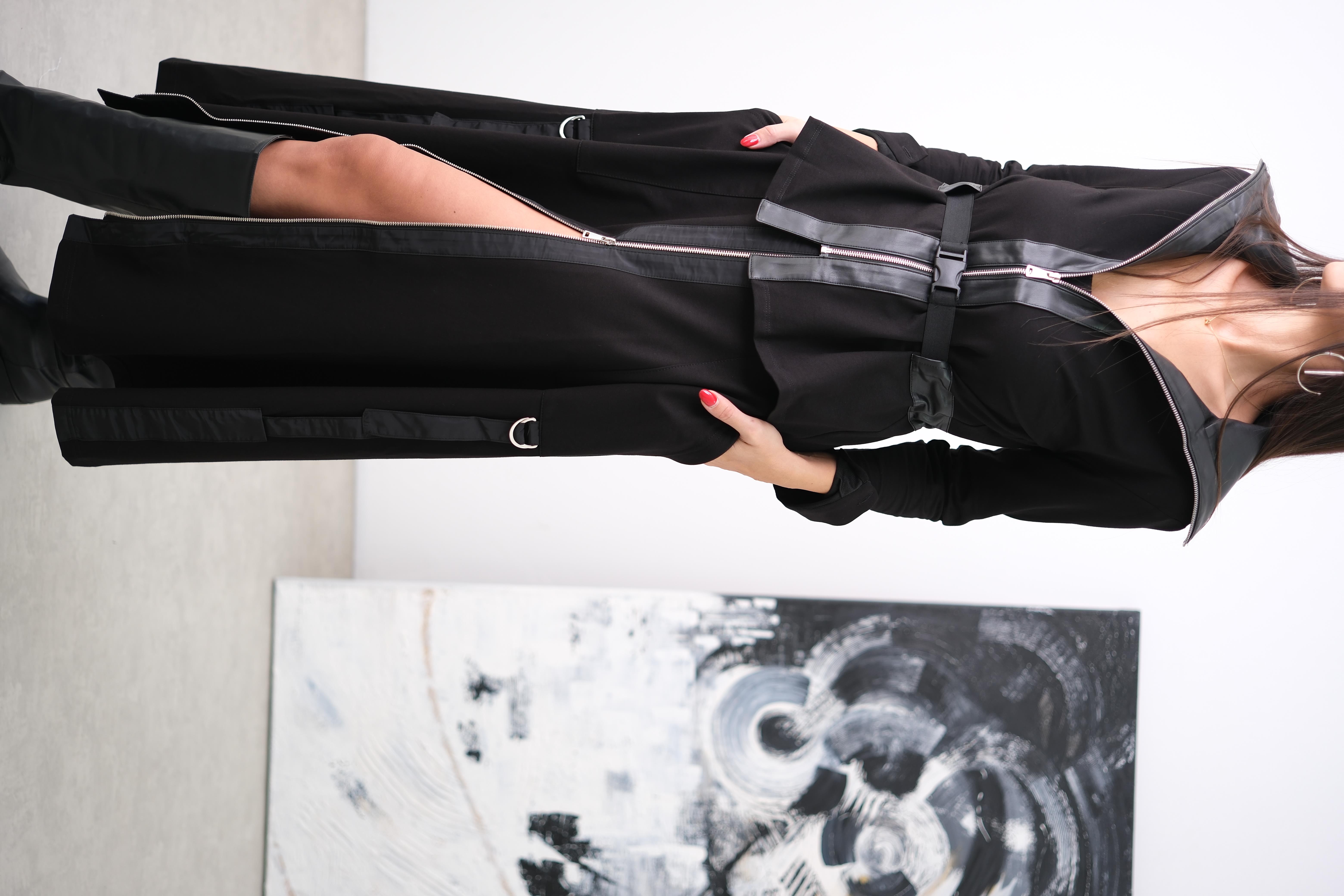 LAMU TASARIM SİYAH ETEK