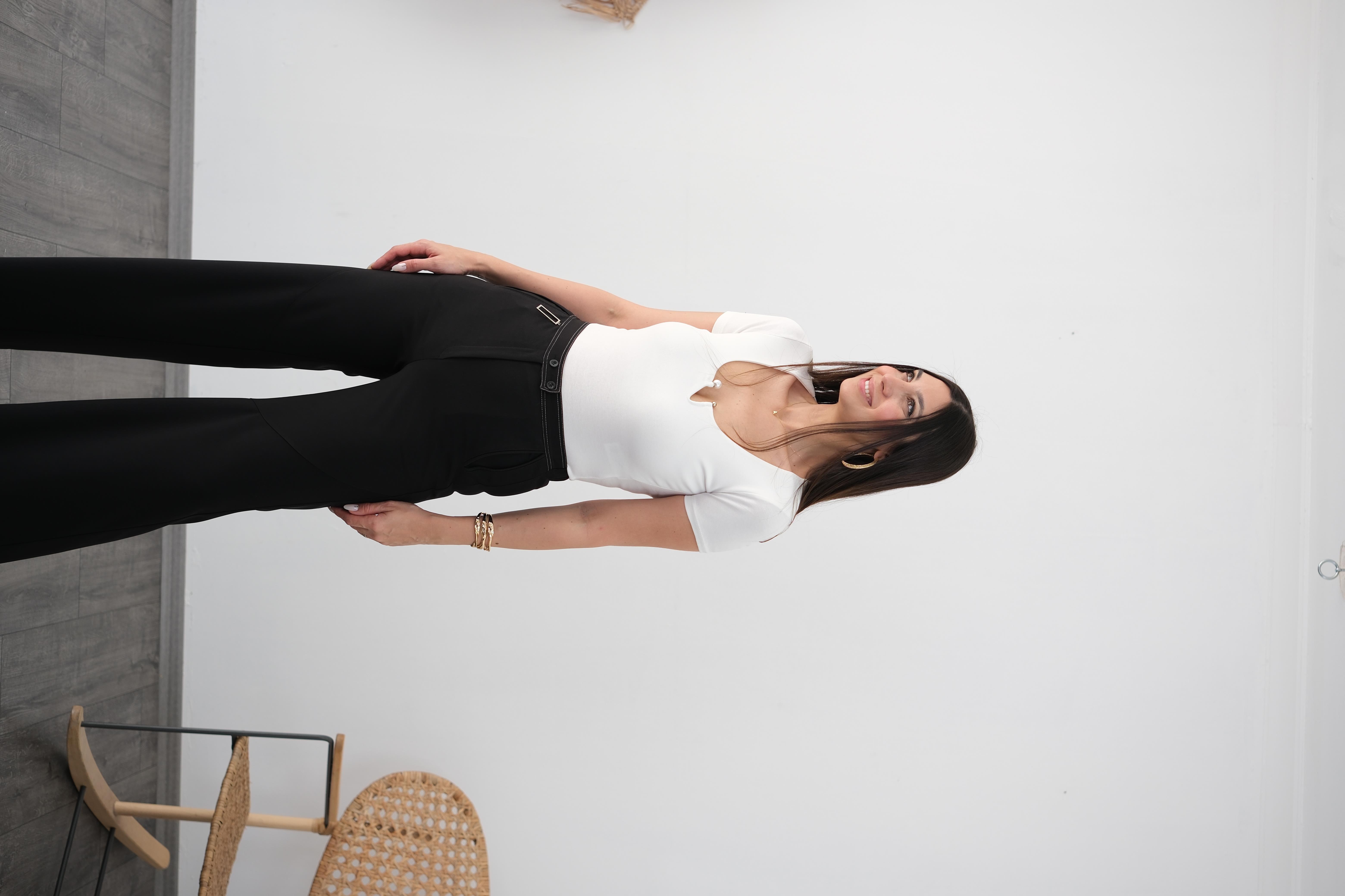 LENA İNCİ DETAYLI BEYAZ BLUZ