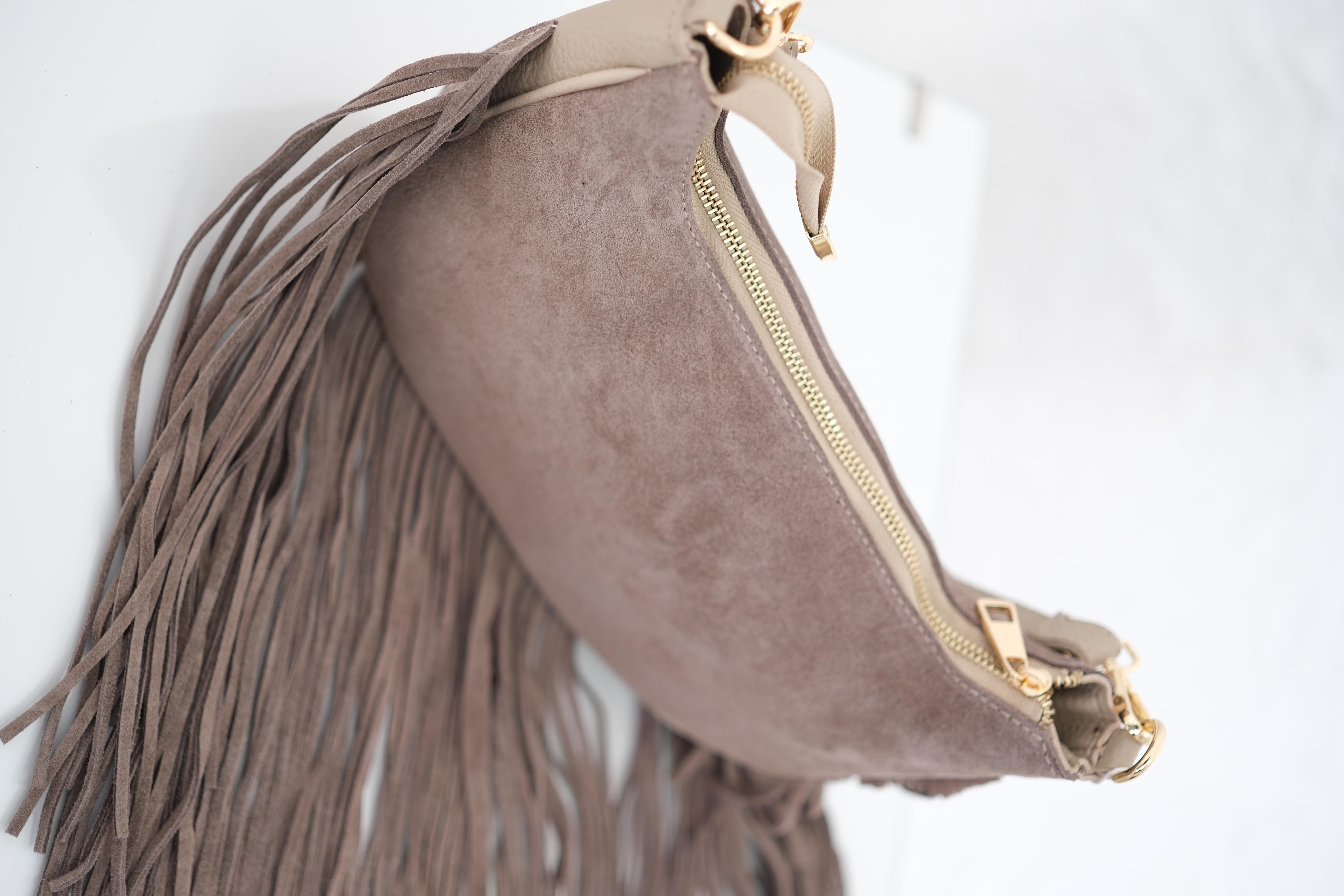 LİON PÜSKÜLLÜ VİZON ÇANTA