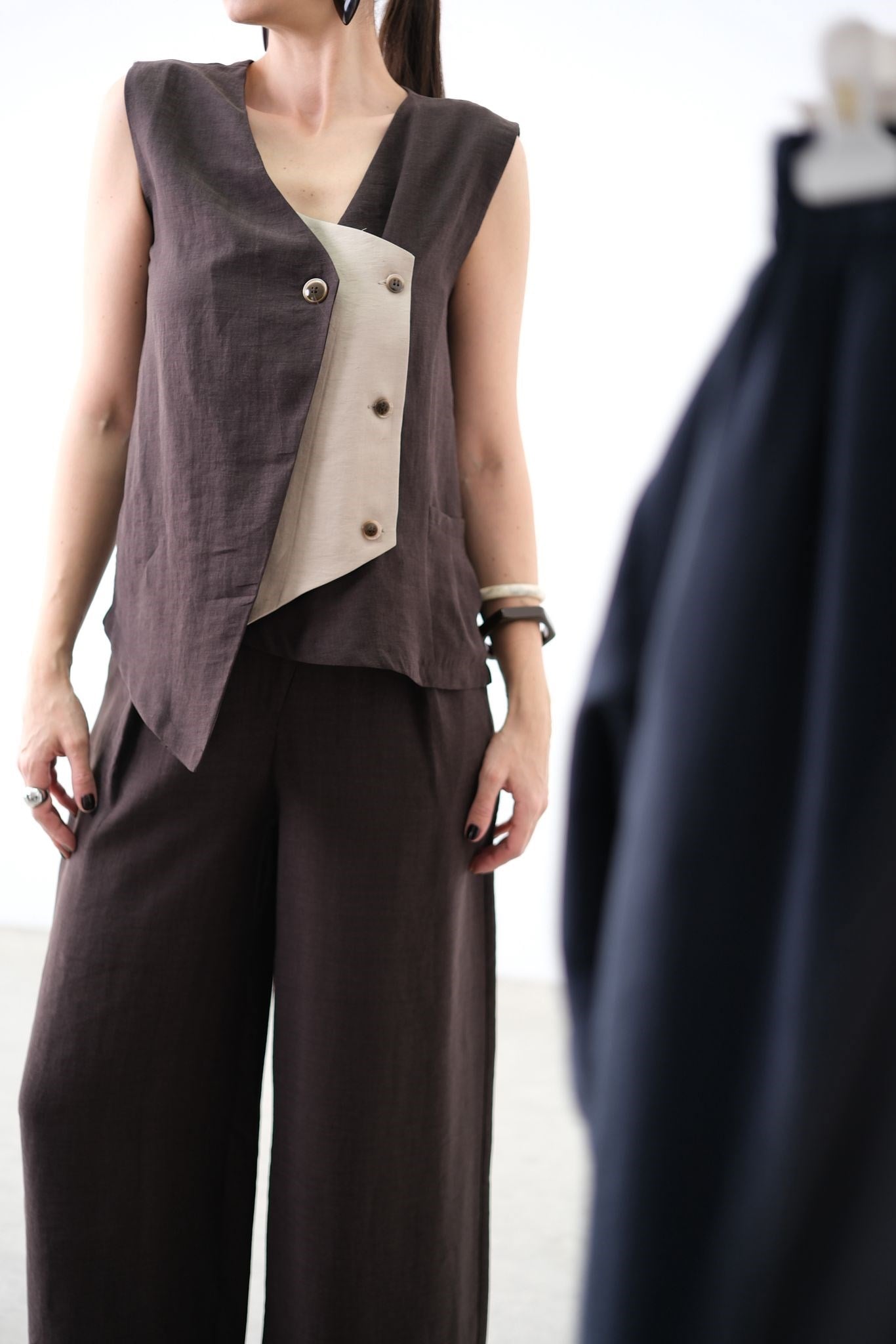 LİVA KAHVE KETEN BLUZ