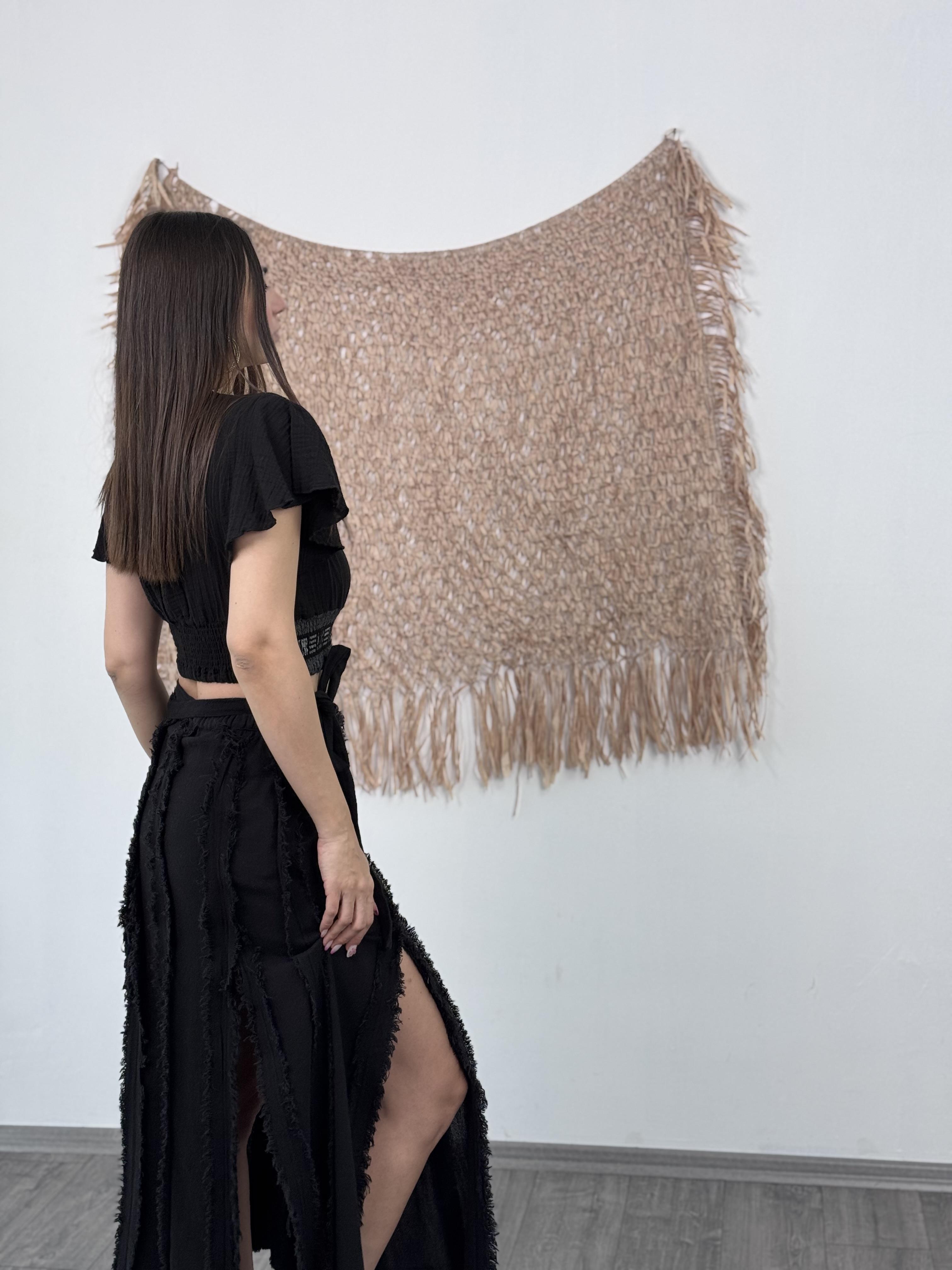 LONDON BASKI DETAYLI SİYAH BLUZ