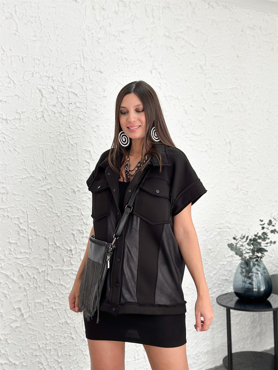 LOWA SİYAH TASARIM YELEK