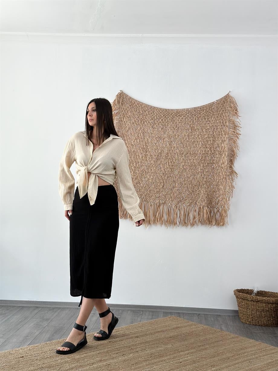 LYON MÜSLİN SİYAH BÜZGÜLÜ ETEK