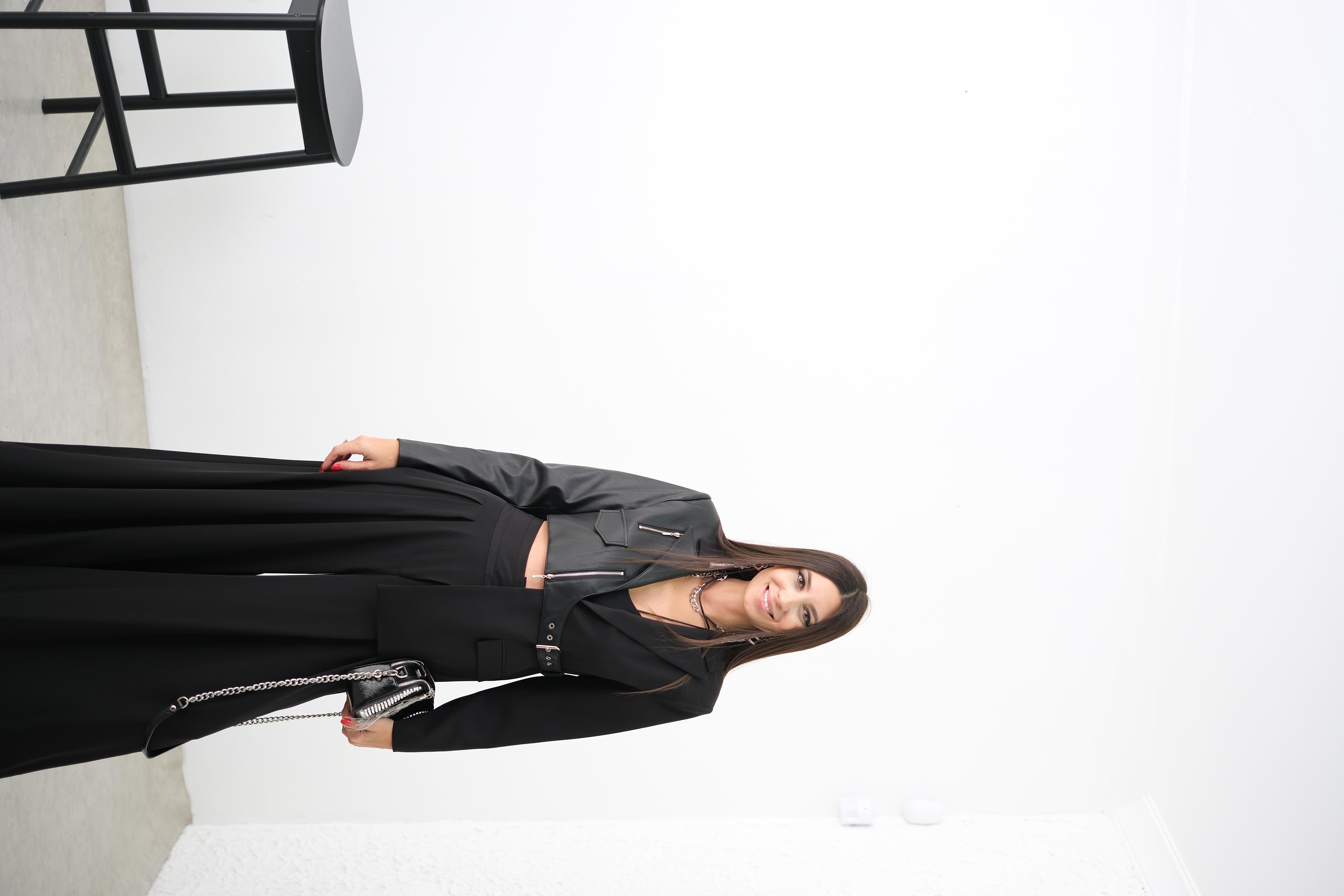 MİA KEMER DETAYLI SİYAH PANTOLON