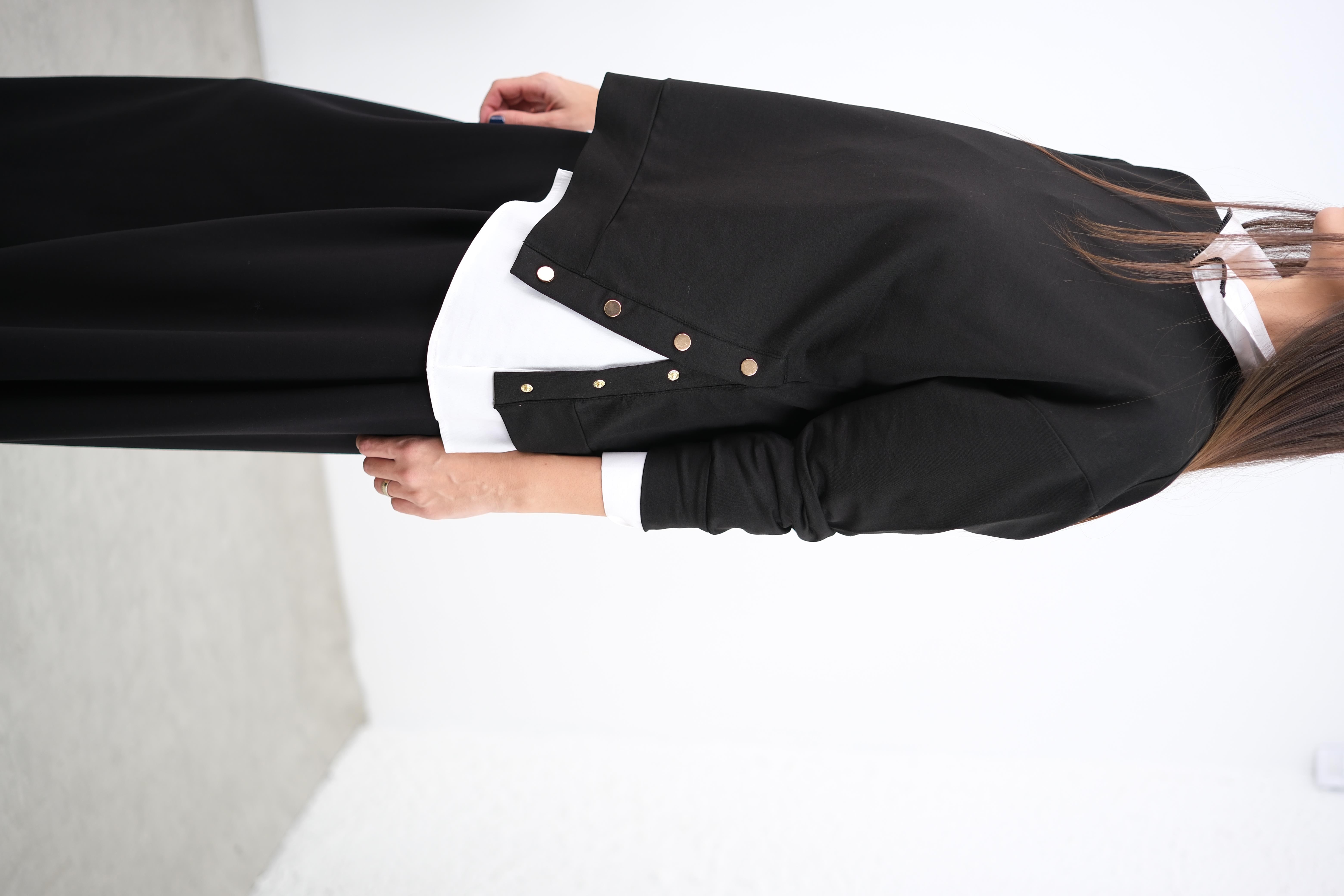 MON TURİ YAN ÇITÇITLI SİYAH BLUZ