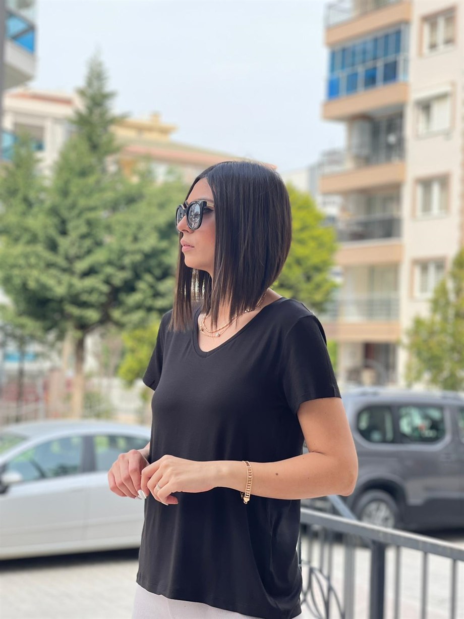 NELL SİYAH V YAKA TİŞÖRT