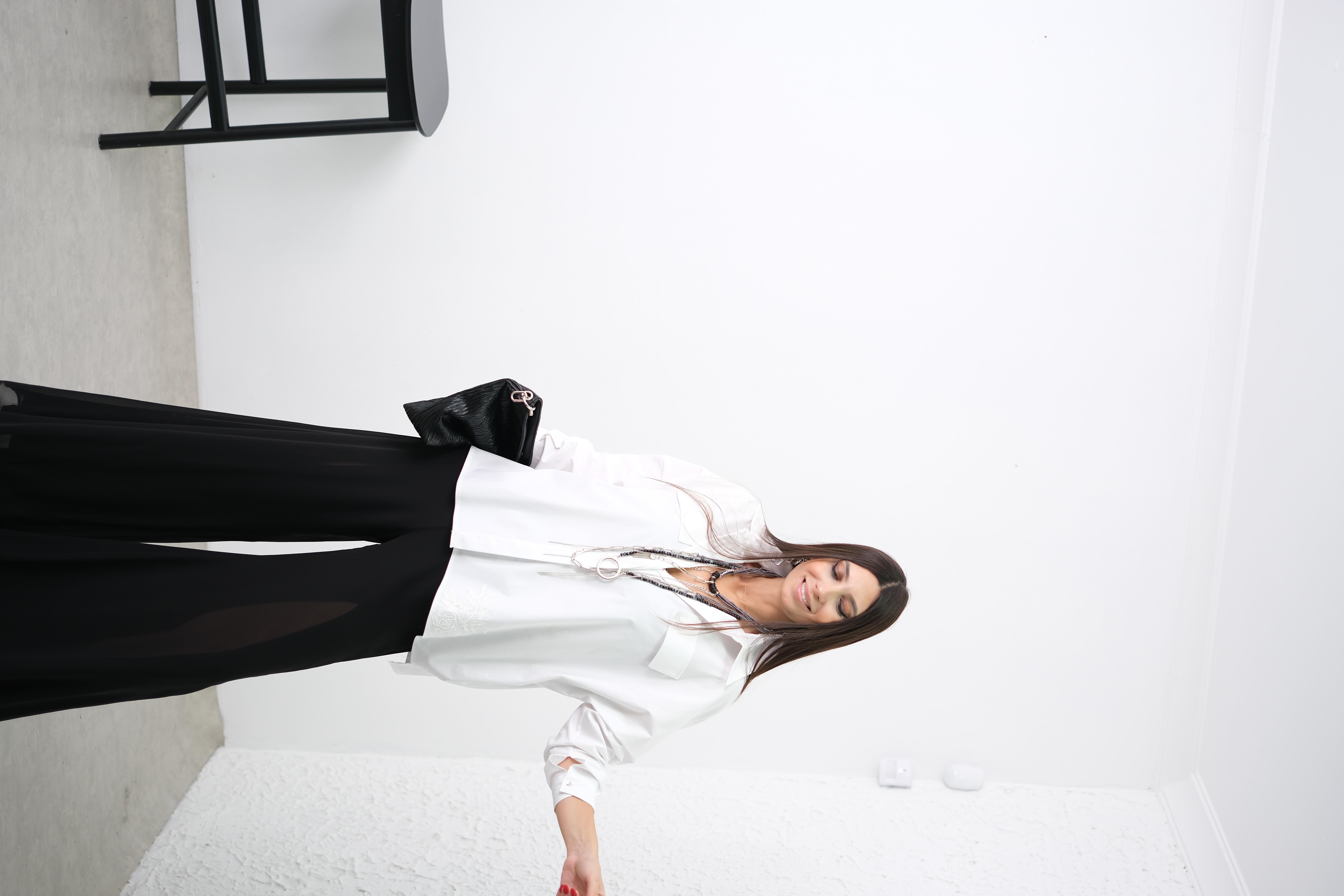 OPPE TASARIM BEYAZ GÖMLEK