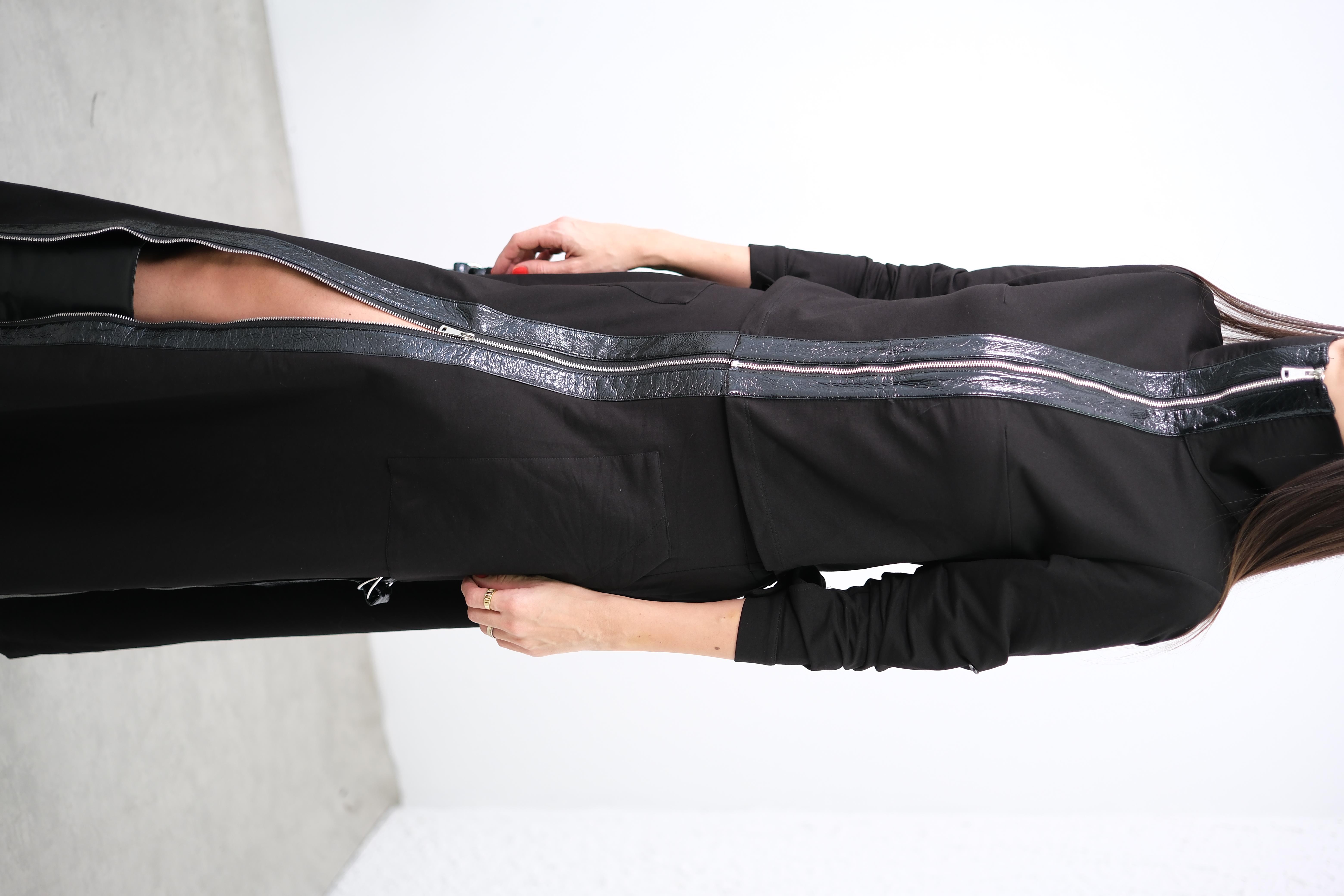 PARLY DERİ DETAYLI SİYAH CEKET