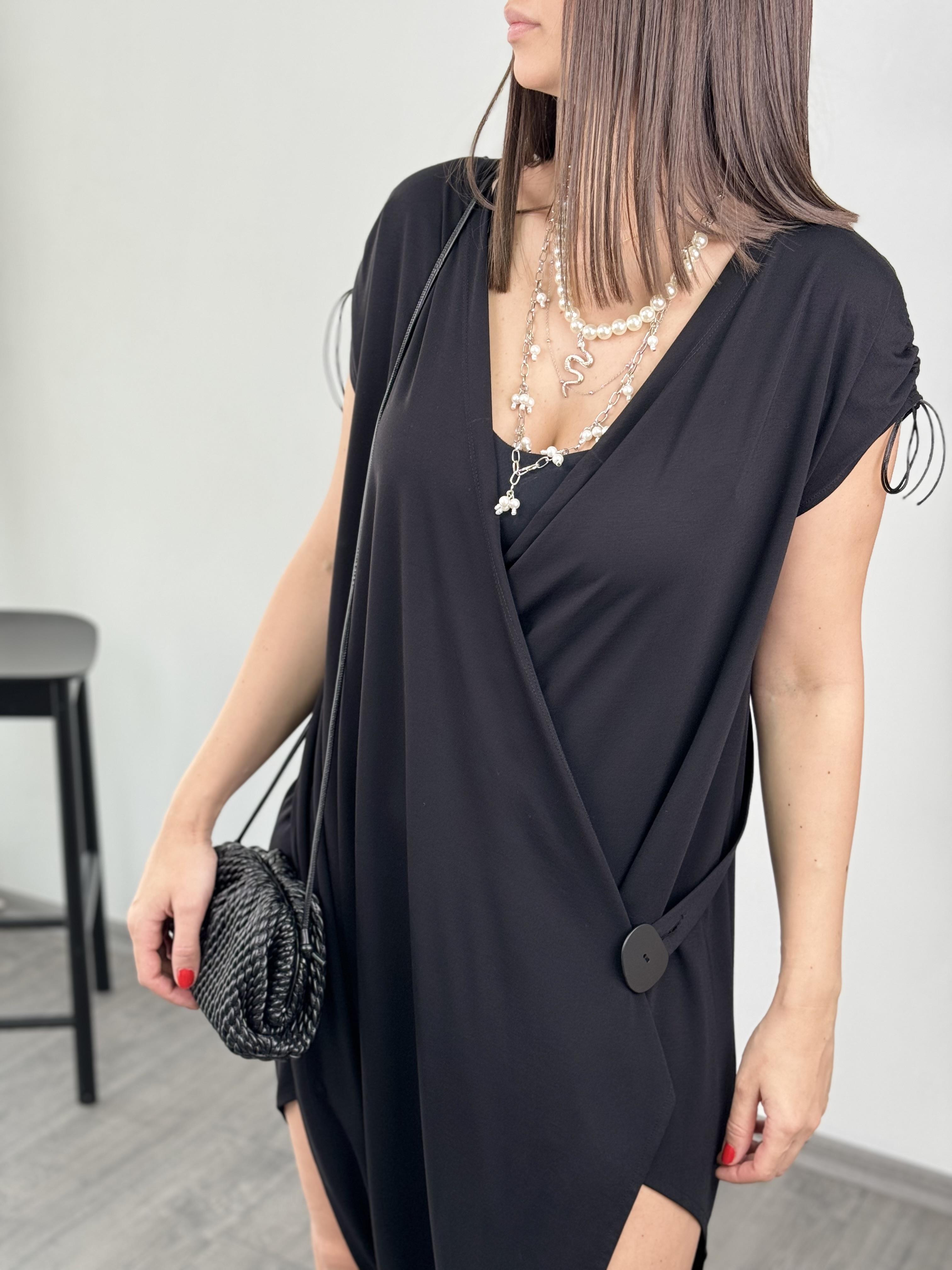 PEARL YILAN DETAYLI İNCİ KOLYE