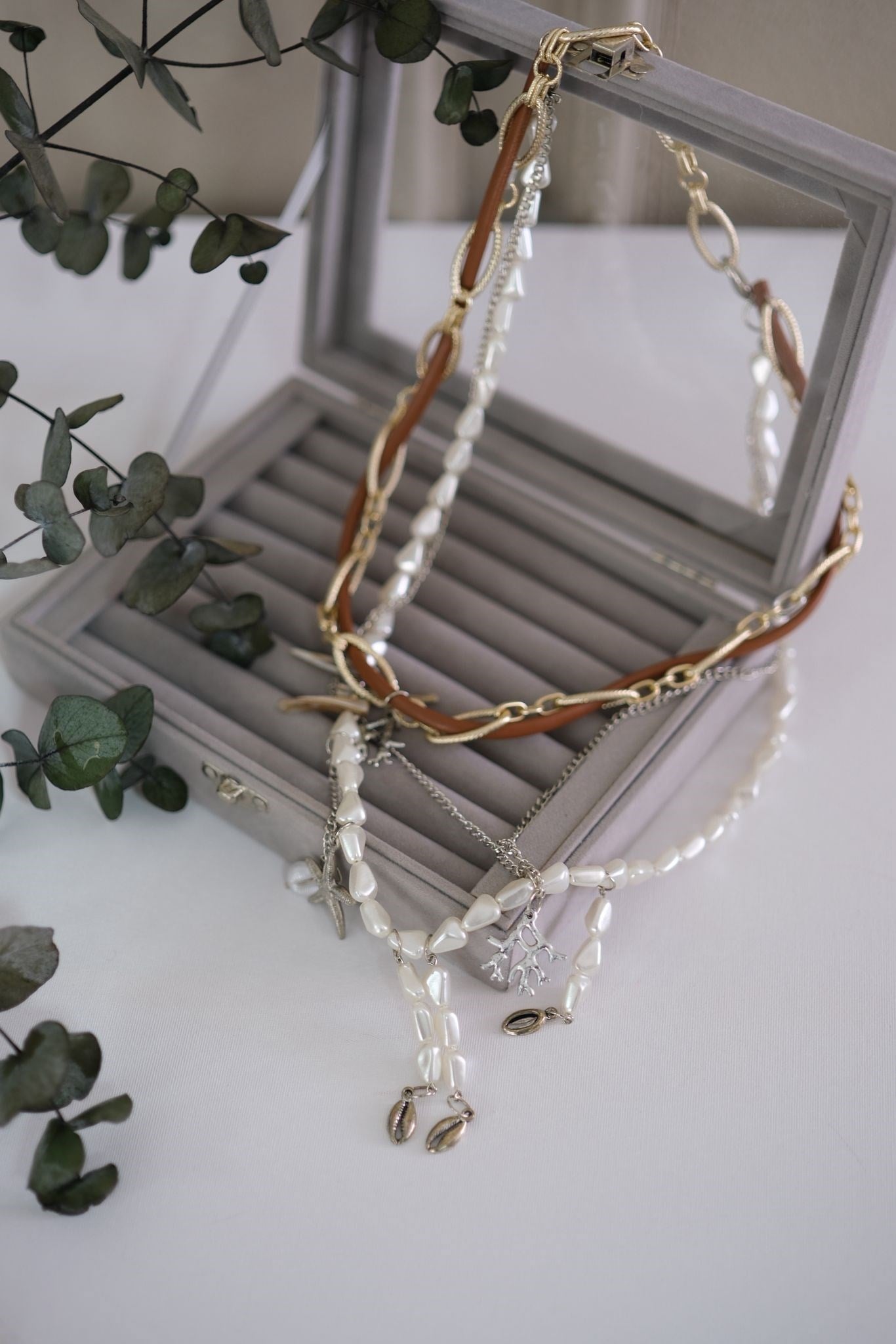 PERİNY İNCİ DETAYLI KOLYE