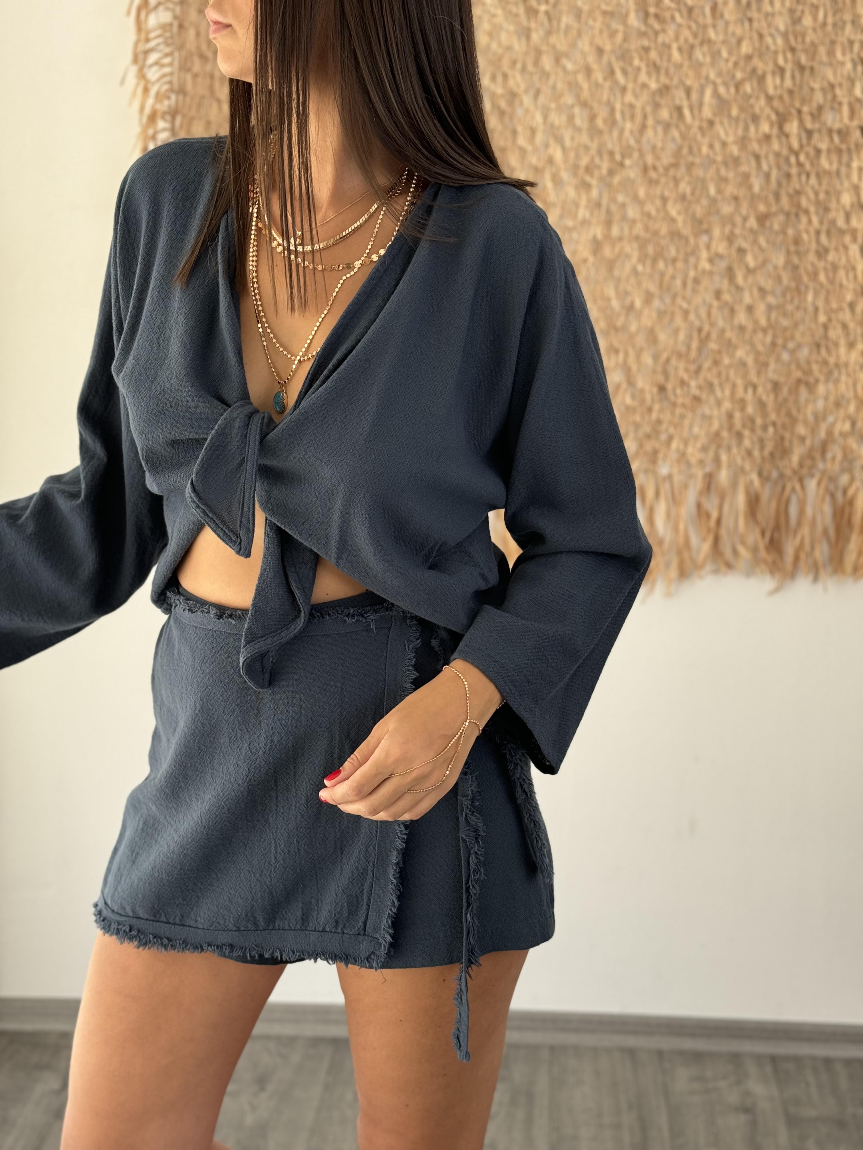 PİRGA BAĞLAMALI PETROL BLUZ