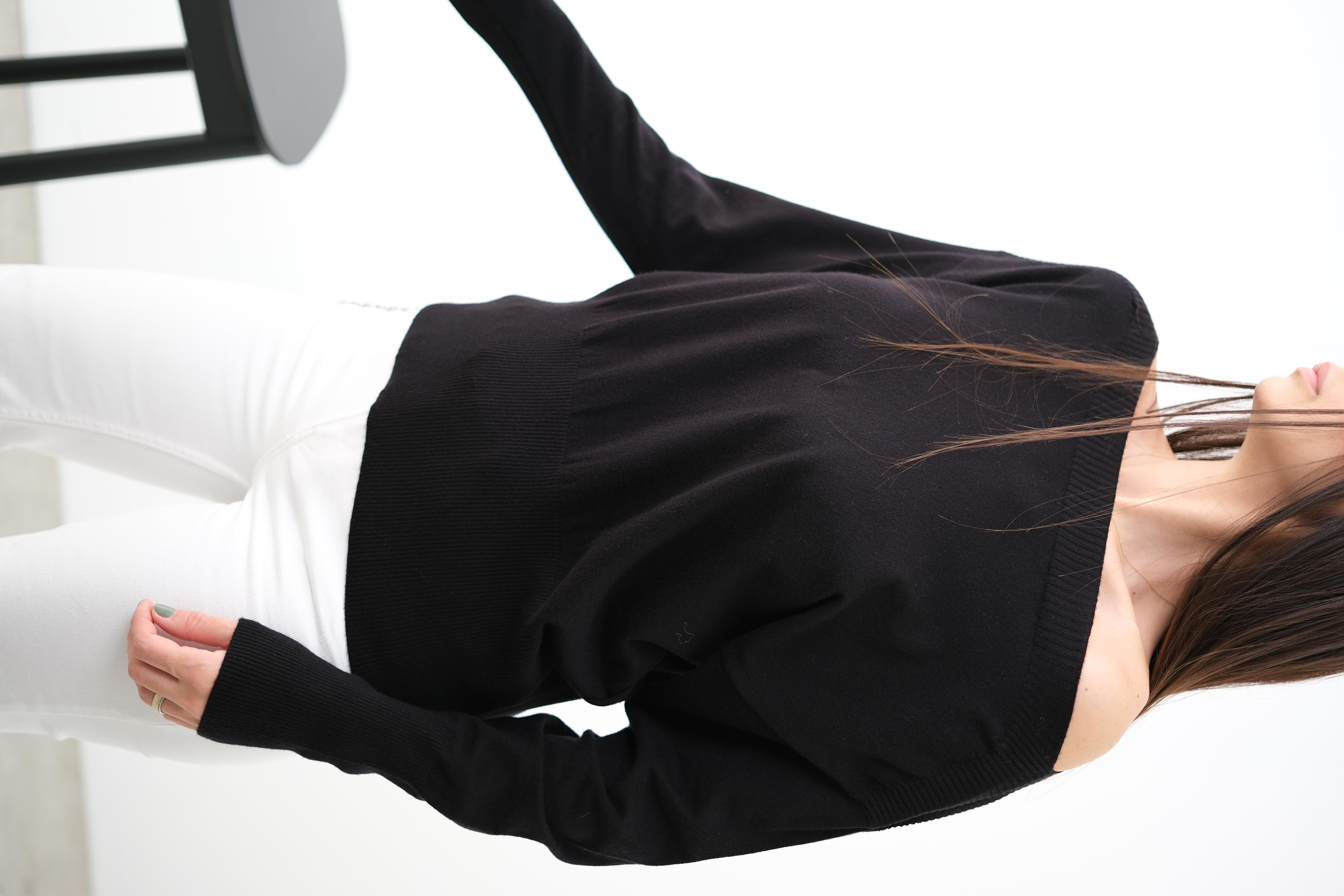 PİTTY SİYAH TRİKO BLUZ