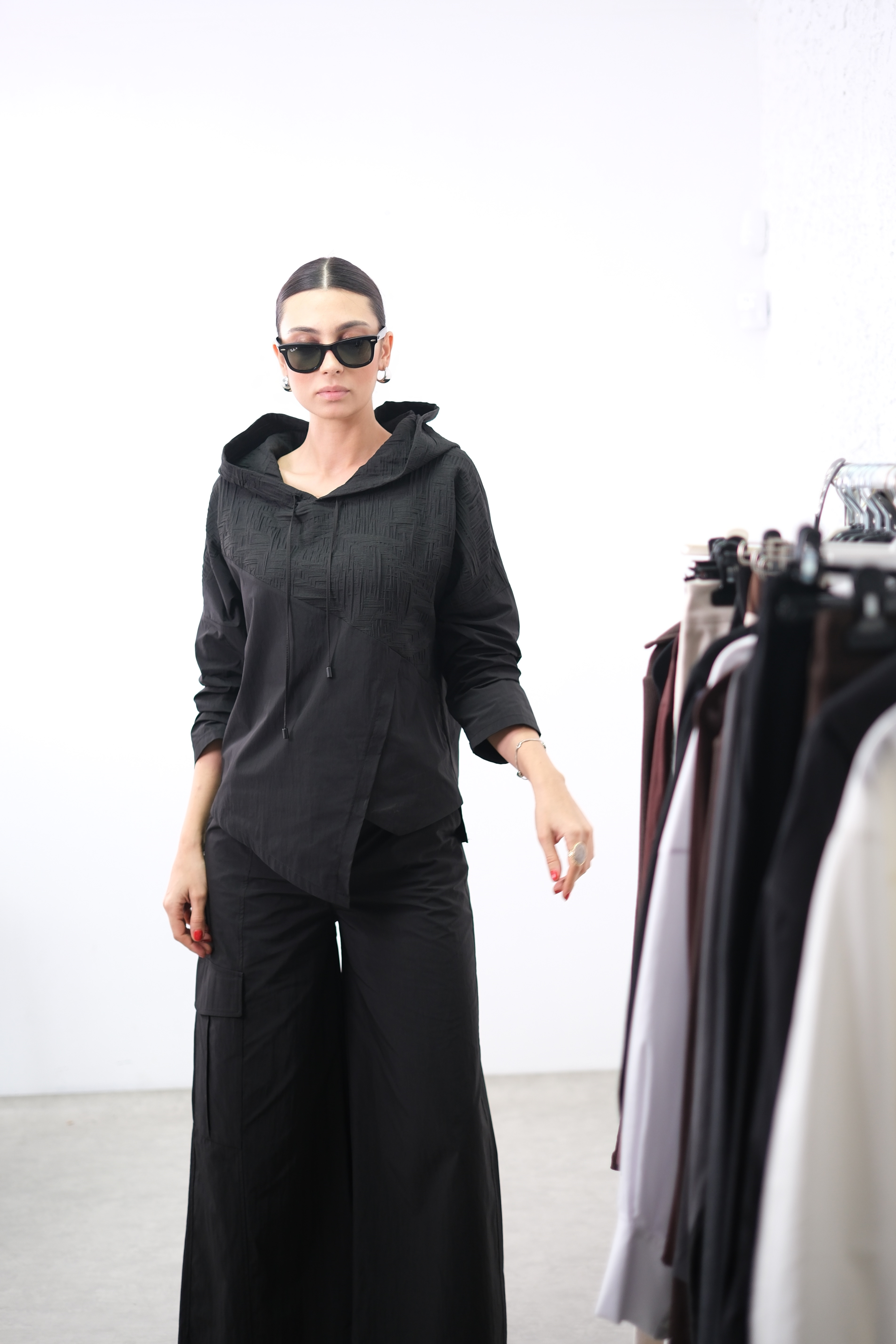 PUREN SİYAH TASARIM BLUZ