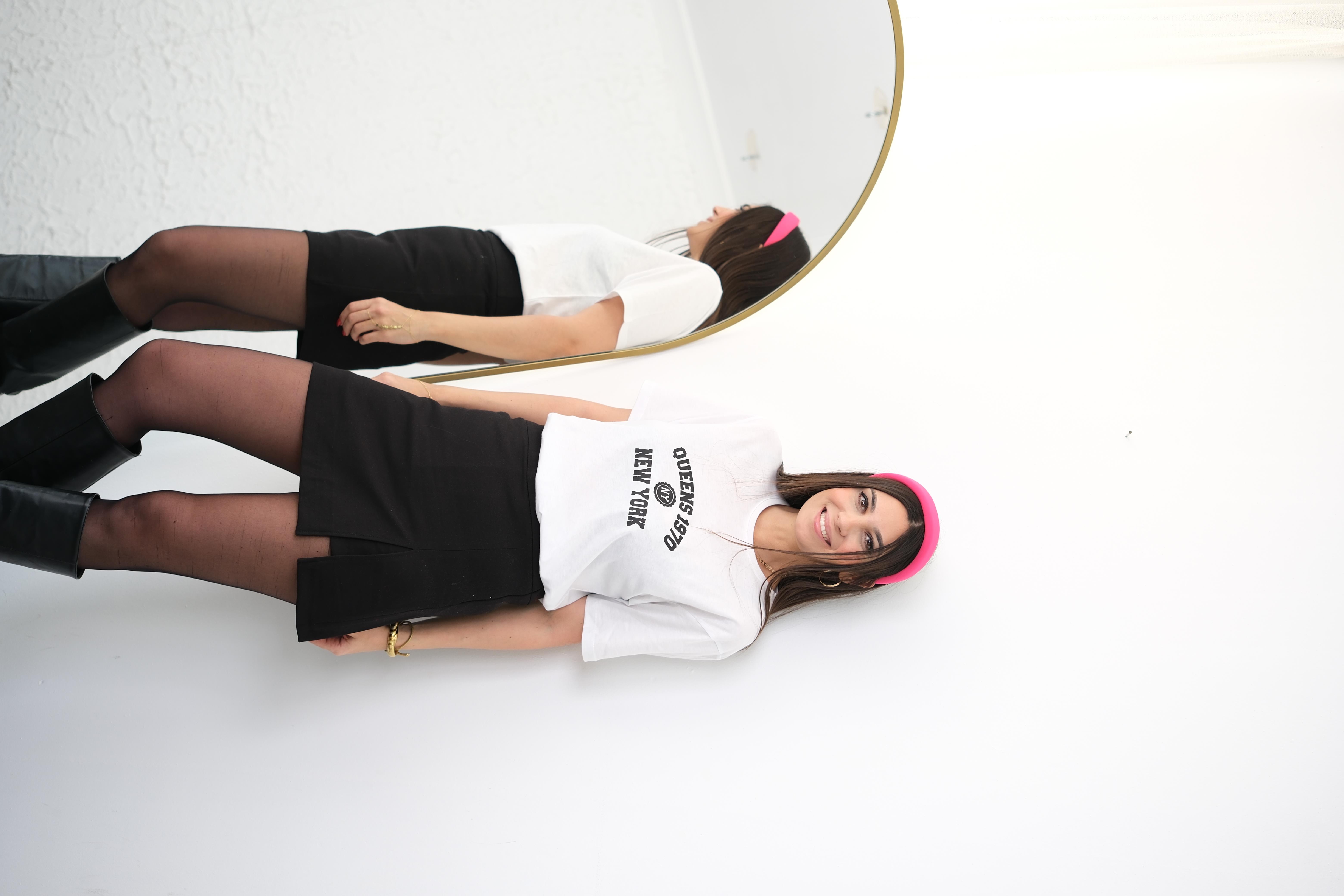 QUENS BEYAZ BSAKILI TİŞÖRT