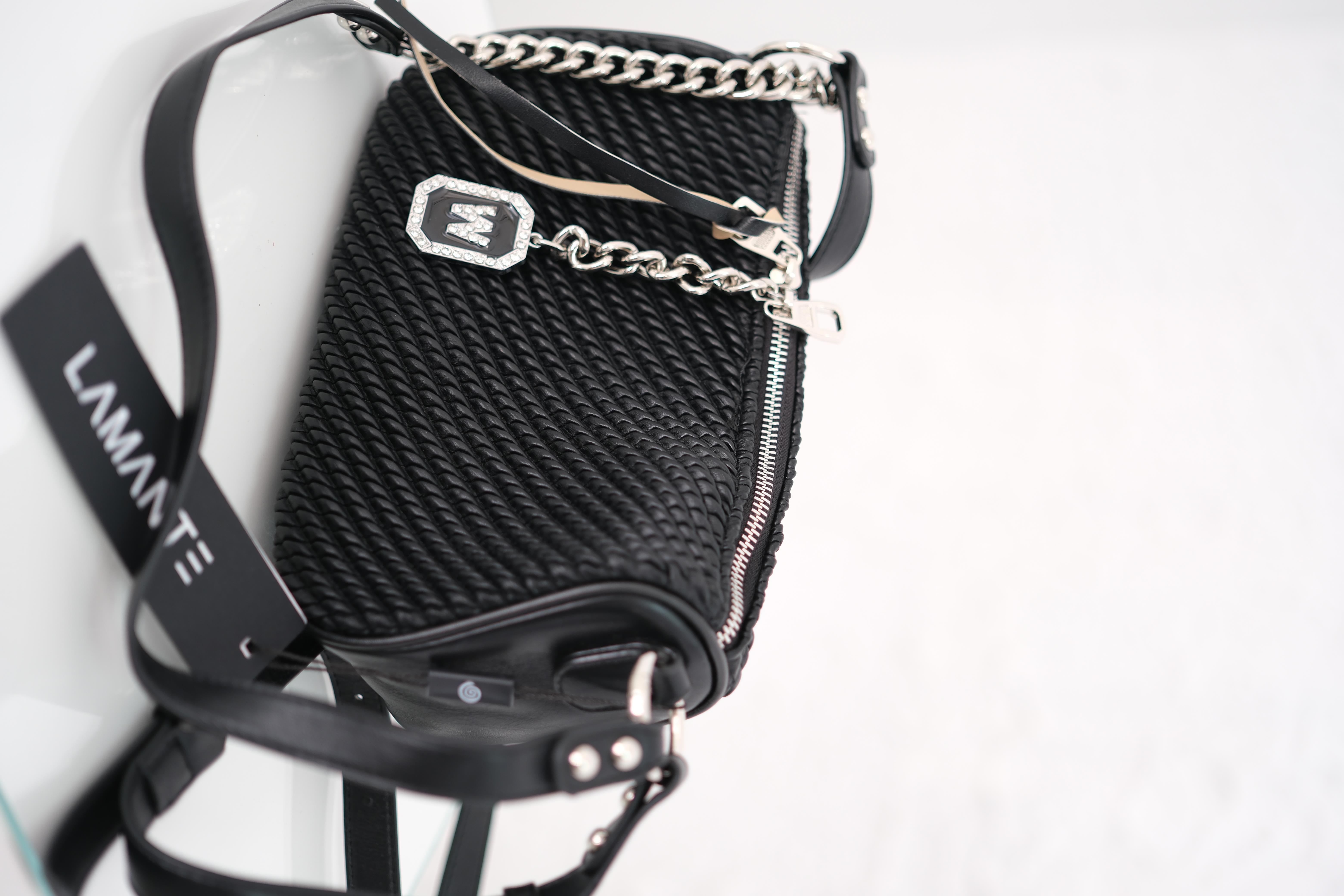 ROPE BURGULU SİYAH ÇANTA