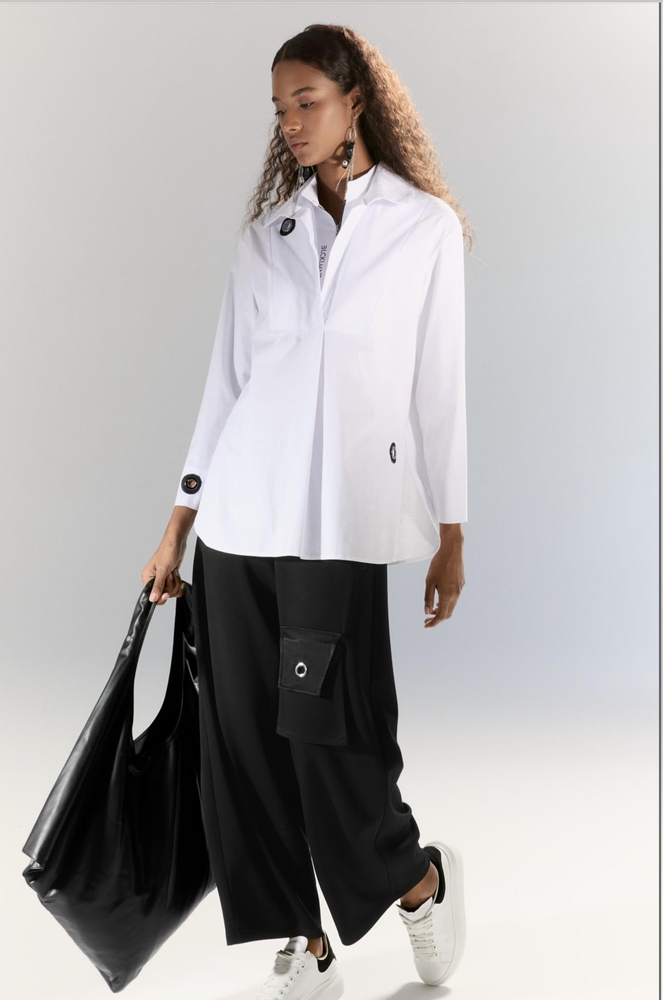 SANDY YAKA DETAYLI BEYAZ GÖMLEK BLUZ