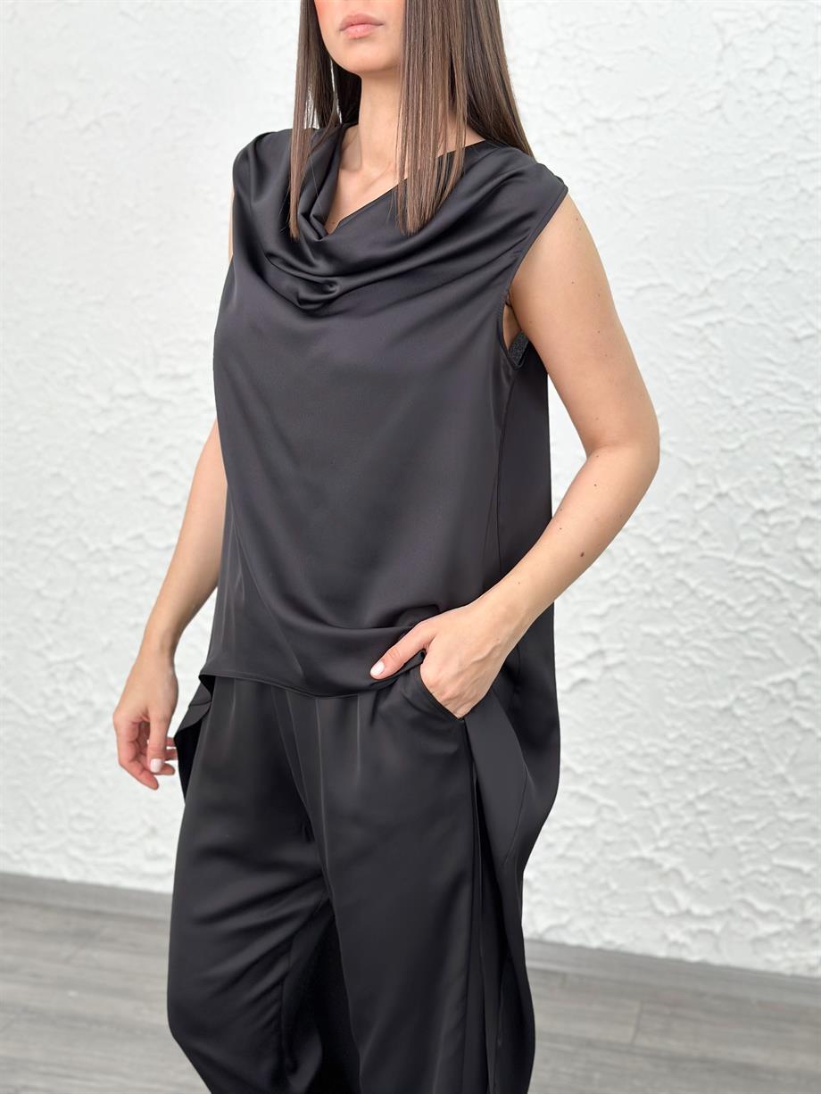 SATEEN SİYAH TASARIM BLUZ