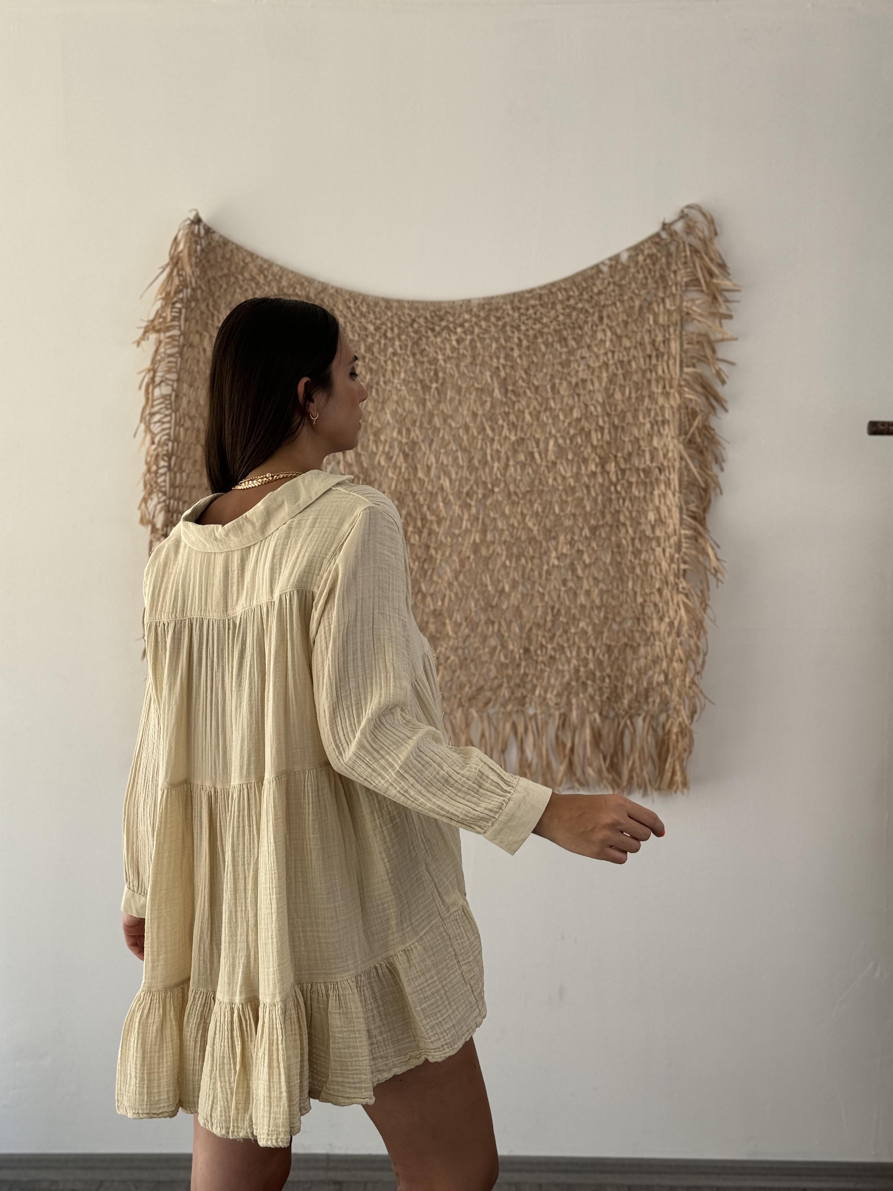 SERA DÜĞMELİ BEJ ELBİSE