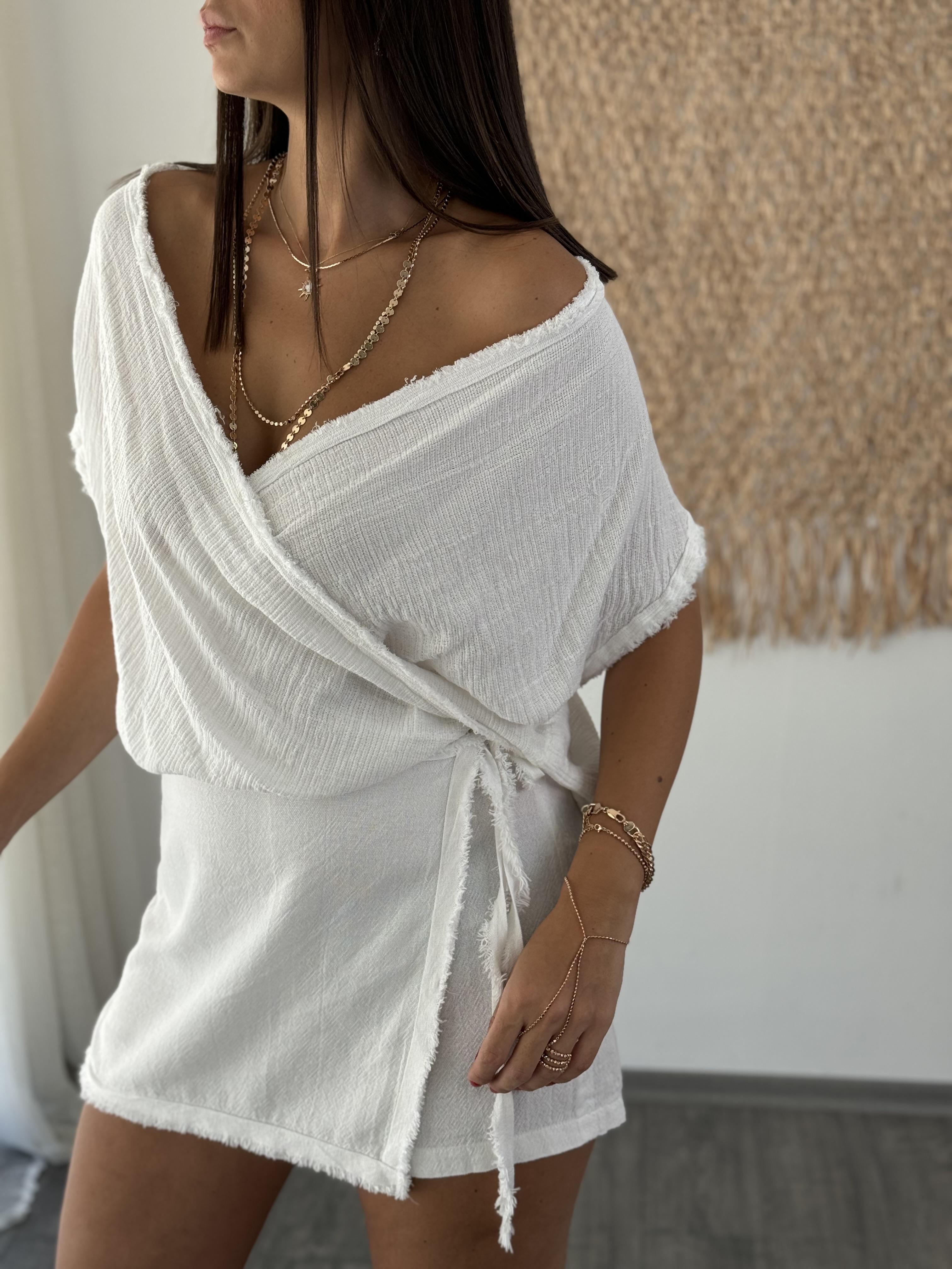 THEMİS PÜSKÜL BEYAZ ŞORT ETEK