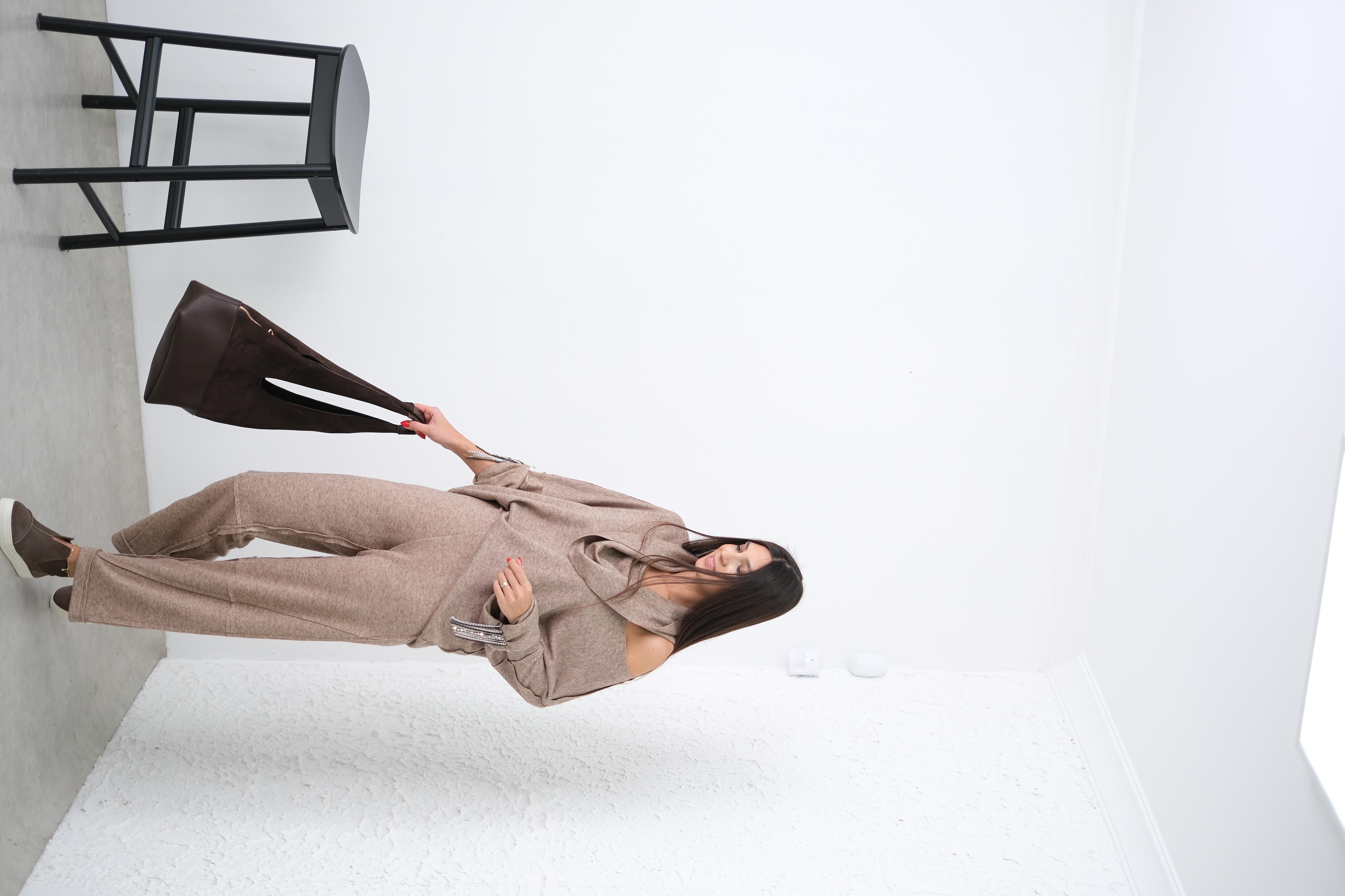 TOLLY KOL DETAYLI MOCHA TRİKO BLUZ