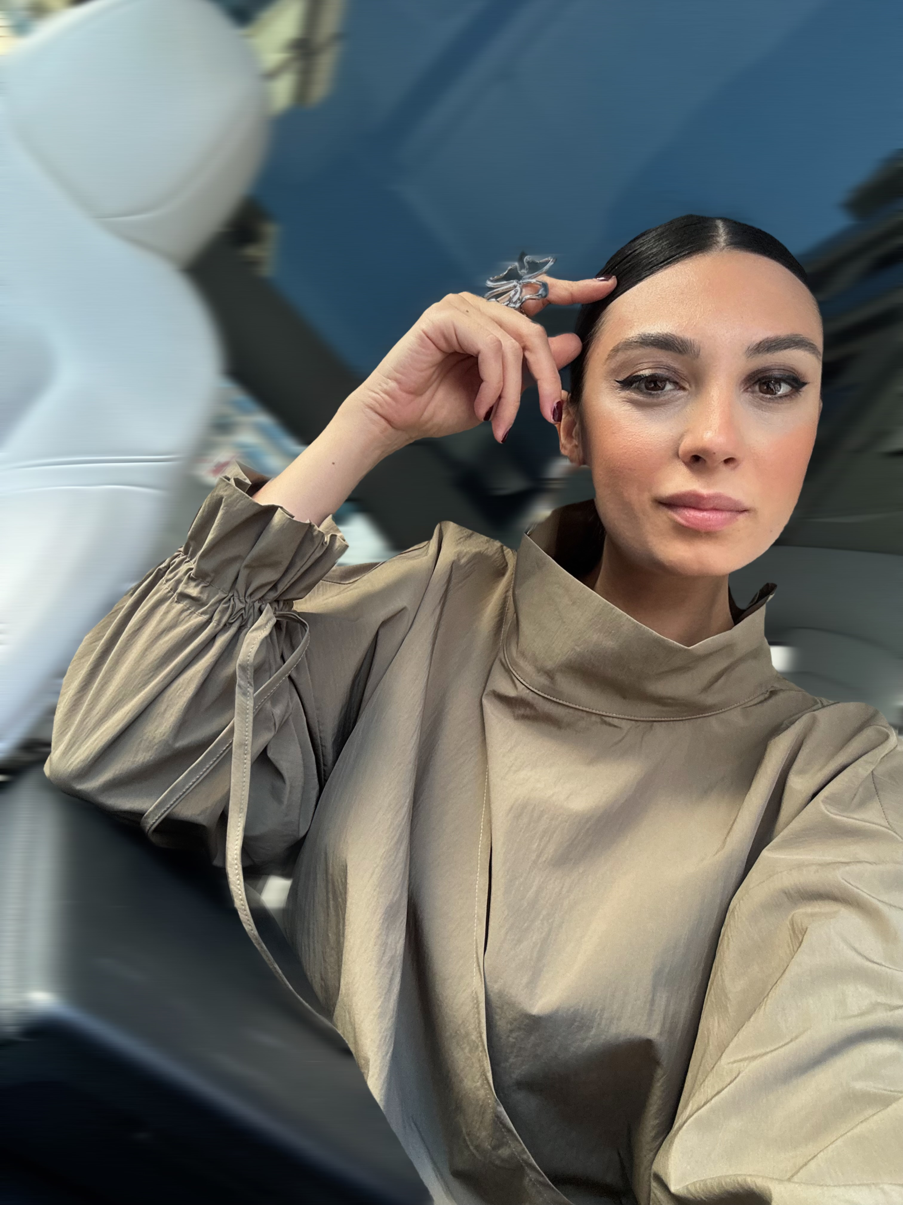 VALENTİ ÖN KRUVAZE YAĞ YEŞİLİ BLUZ