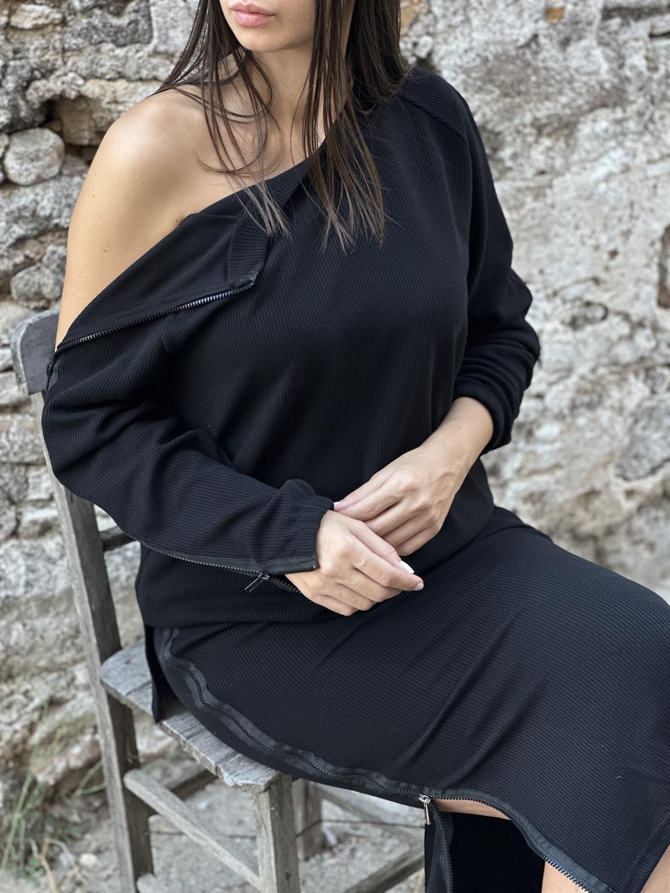 VİNA KOL FERMUARLI SİYAH BLUZ