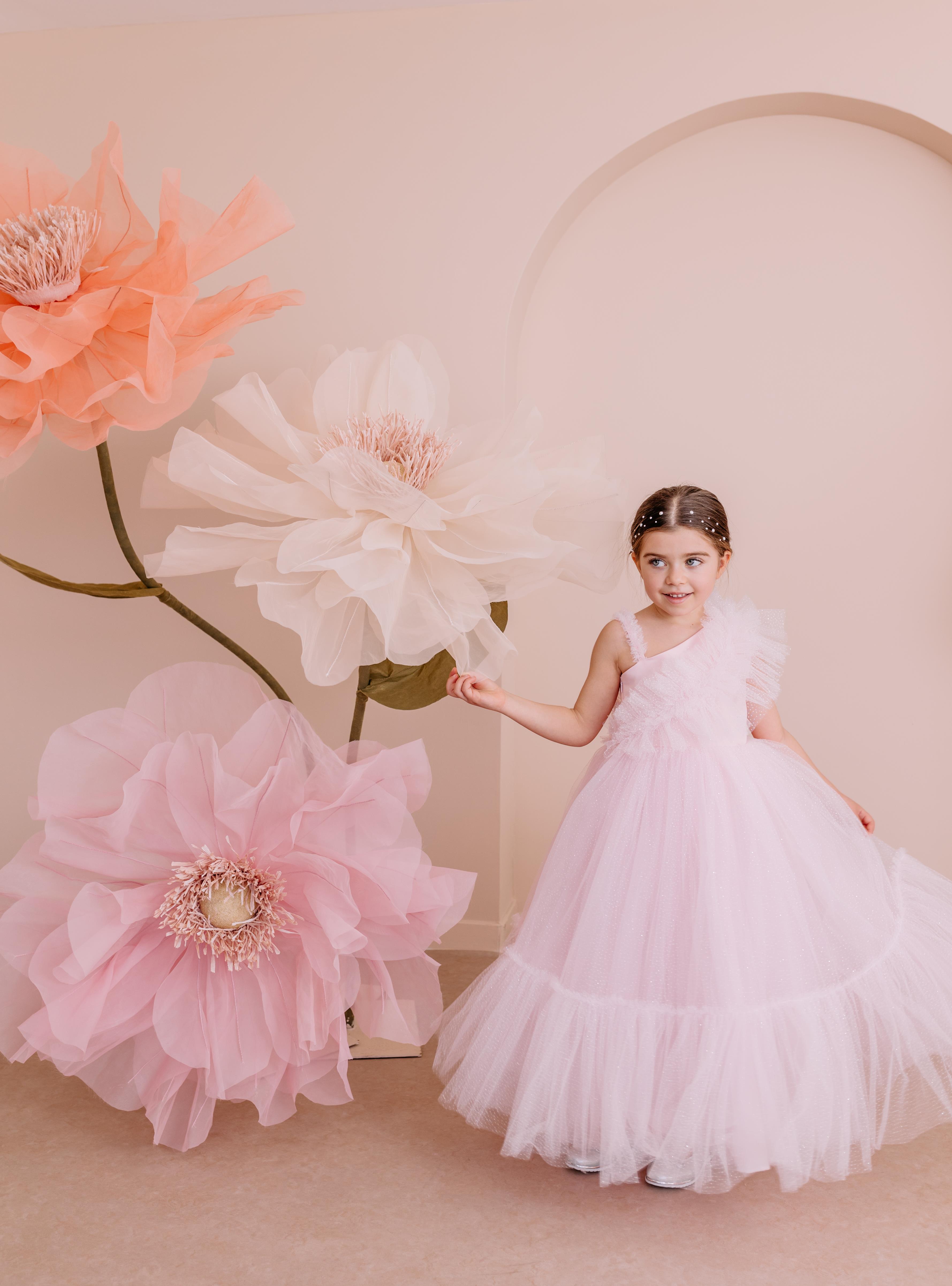 DORA PEMBE SİMLİ TÜLLÜ ELBİSE