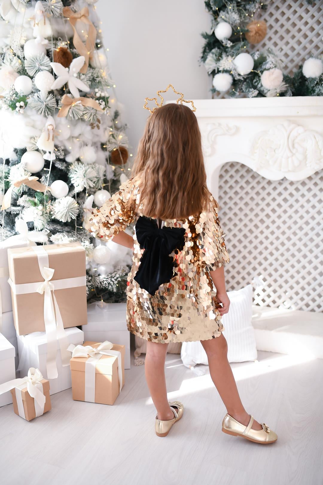 GOLD SQUAMA WITH BOW DRESS