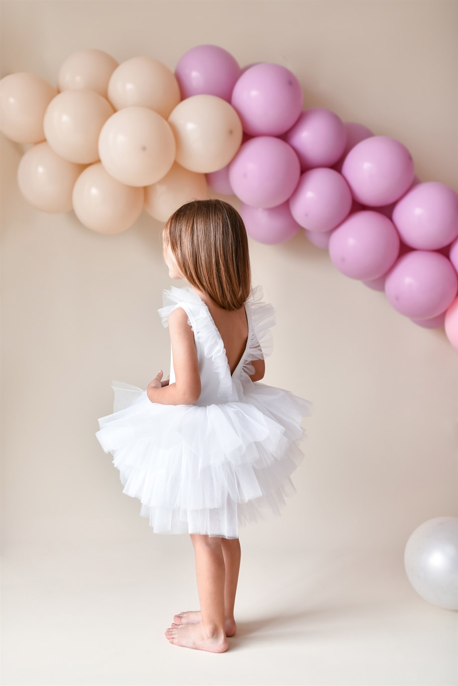 WHITE LOW-CUT BACK TUTU DRESS