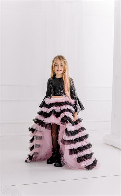BLACKPINK SKIRT WITH TAIL AND BLACK CROP (ETEK-CROP TAKIM)
