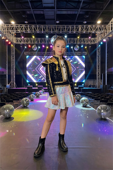 K-POP RUMİ ETEKLİ KOSTÜM