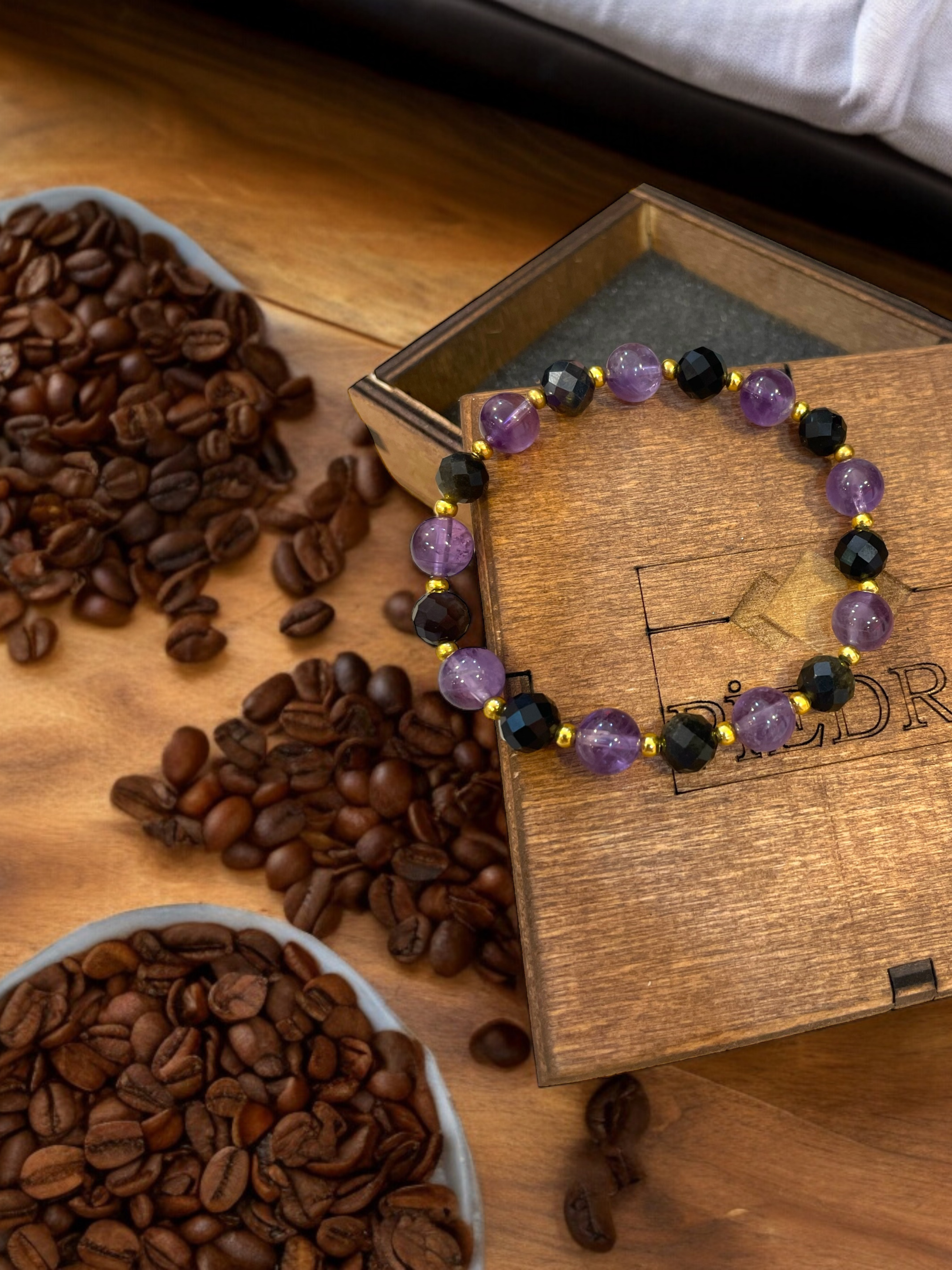 Piedra Jewels Özel Tasarım Ametist ve Obsidyen BileklikPiedra Jewels Özel Tasarım Ametist ve Obsidyen BileklikPiedraJewels