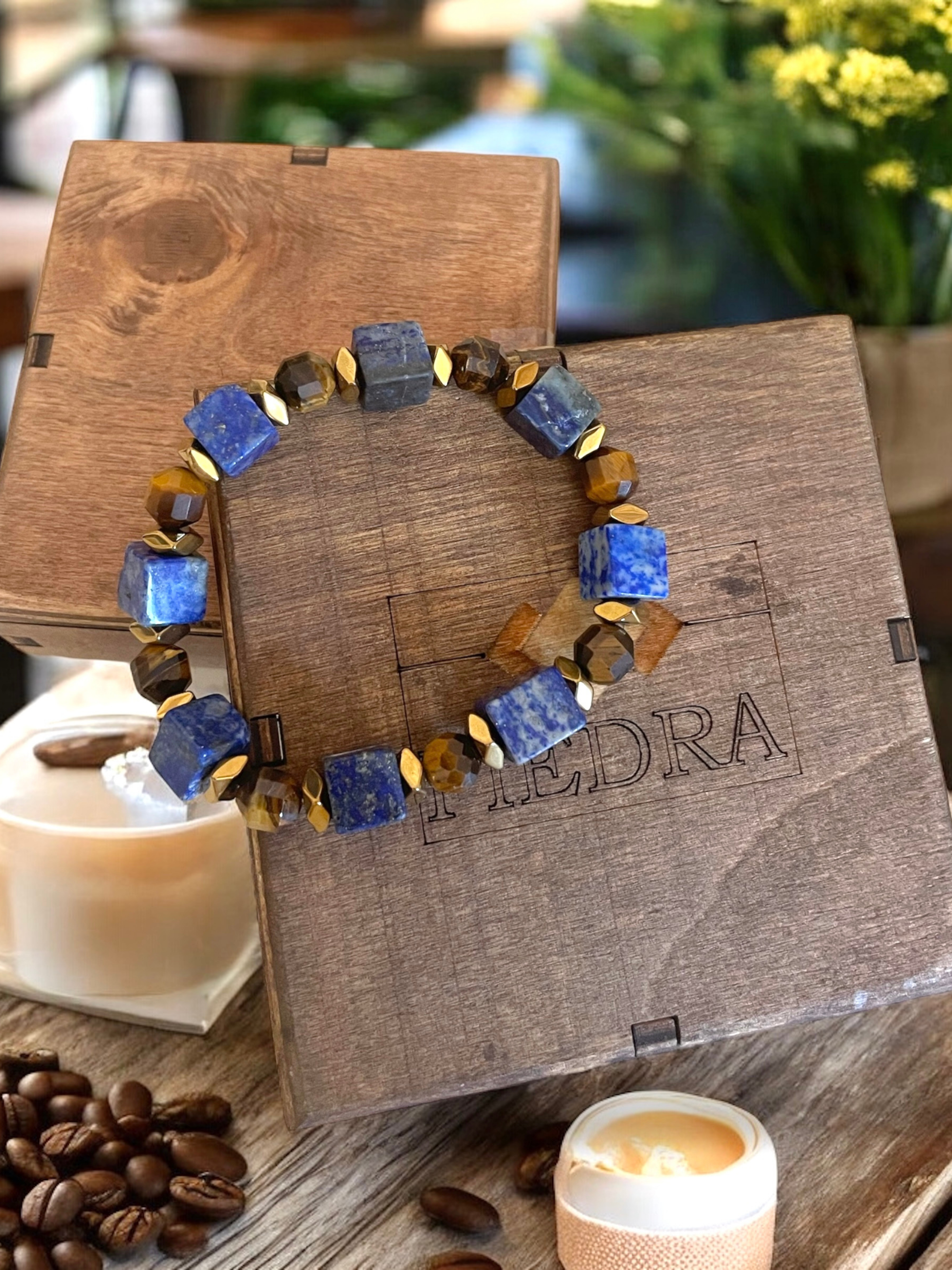 Piedra Jewels Özel Tasarım Lapis Lazuli ve Kaplan Gözü Gözü BileklikPiedra Jewels Özel TasarımLapis Lazuli ve Kaplan Gözü Gözü BileklikPiedraJewels