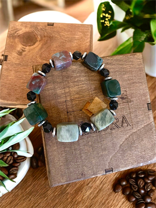 Piedra Jewels Özel Tasarım Akik ve Obsidyen BileklikPiedra Jewels Özel Tasarım Akik ve Obsidyen BileklikPiedraJewels
