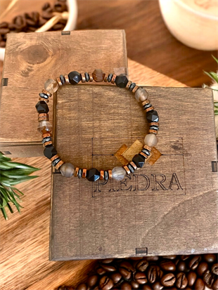 Piedra Jewels Özel Tasarım Akik ve Oniks BileklikPiedra Jewels Özel Tasarım Akik ve Oniks BileklikPiedraJewels