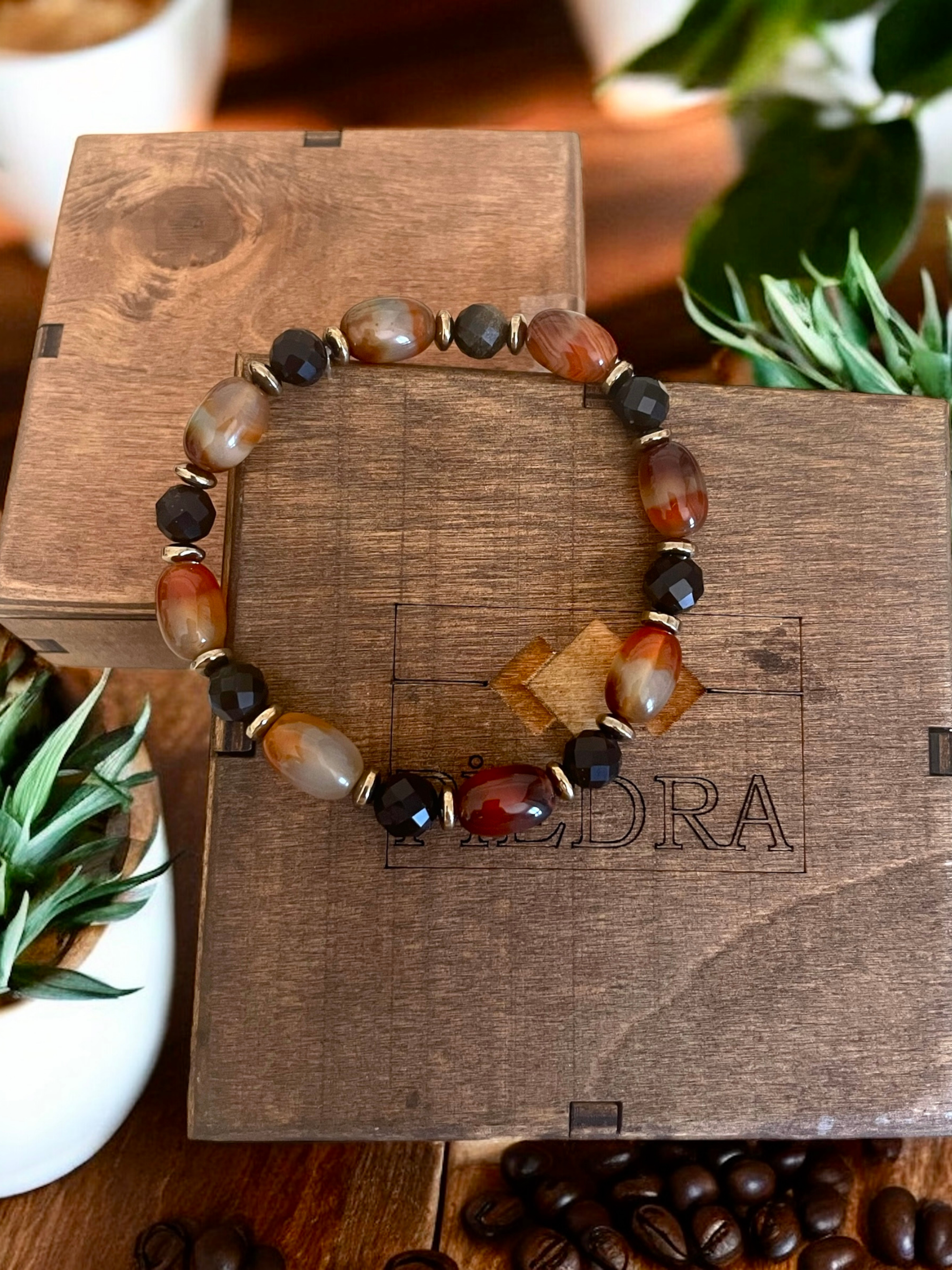 Akik ve Obsidyen Doğal Taş Özel Tasarım Erkek BileklikAkik Obsidyen Erkek Bileklik | PiedraJewelsPiedraJewels