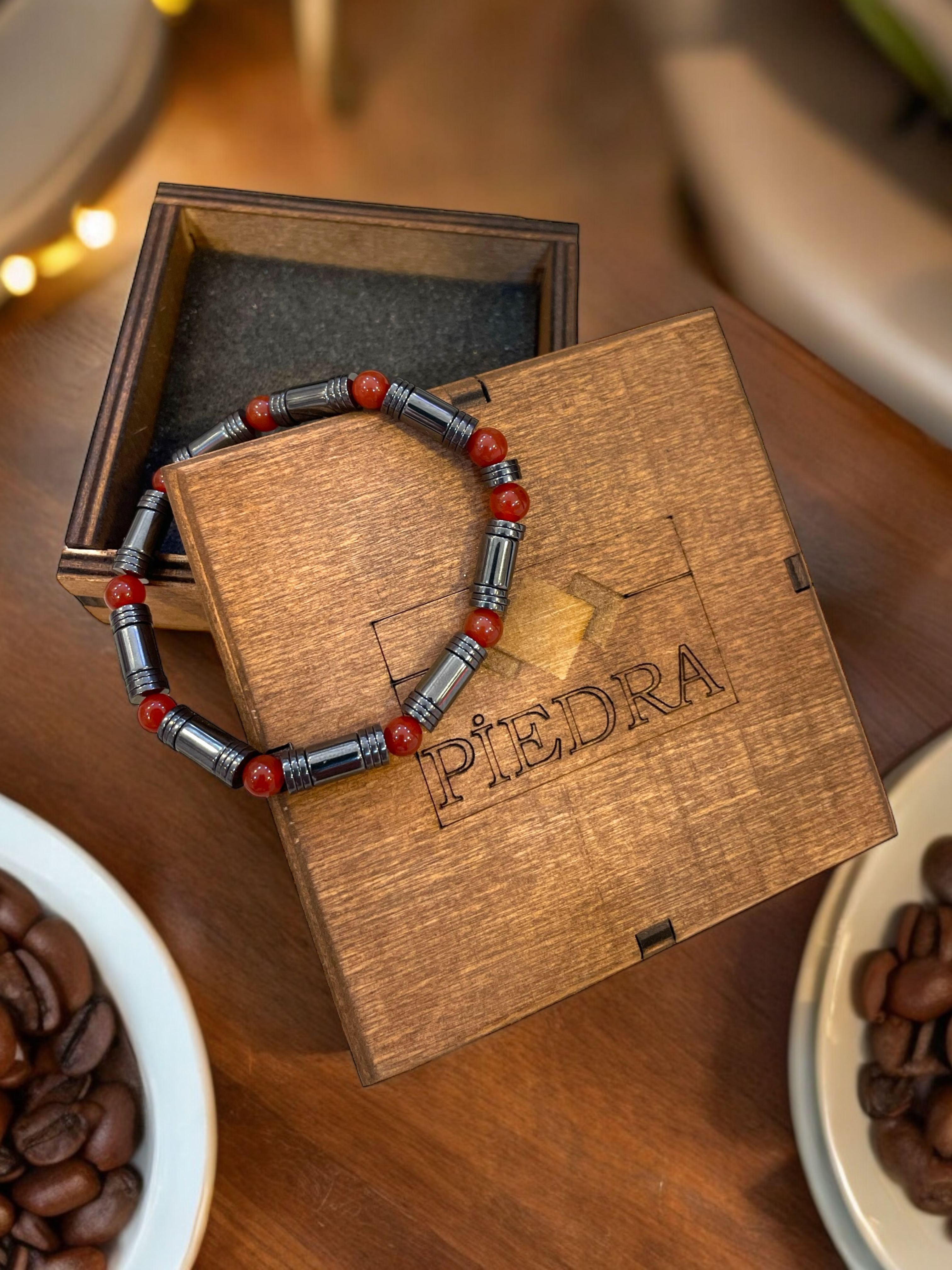 Piedra Jewels Özel Tasarım Hematit ve Akik BileklikPiedra Jewels Özel Tasarım Hematit ve Akik BileklikPiedraJewels