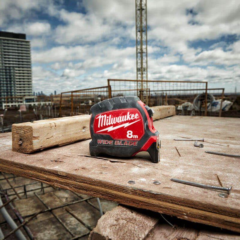 Milwaukee Premium Geniş Bıçak Şerit Metre 8M /26FT 4932471818