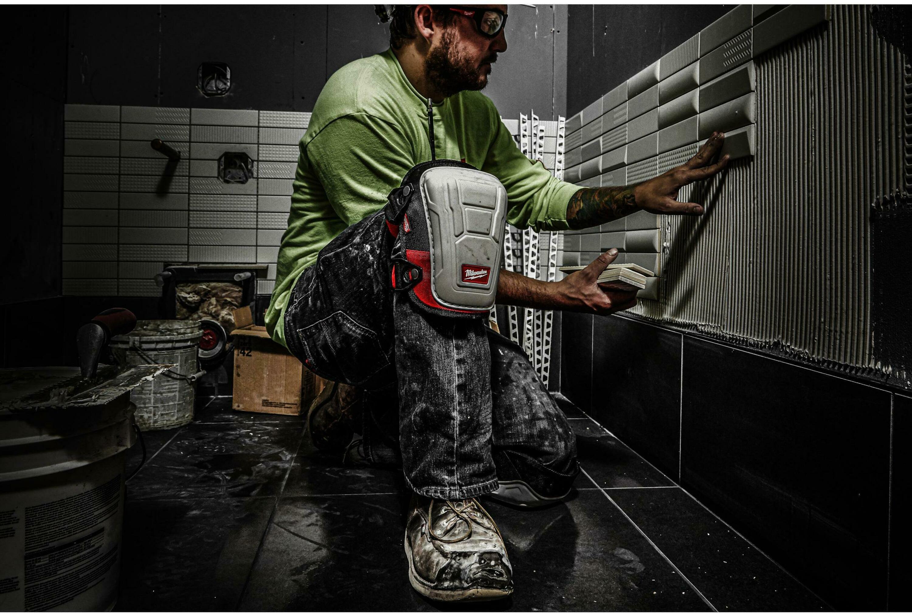 Milwaukee Premium Dizlik İz Bırakmaz 1 Çift 4932478139