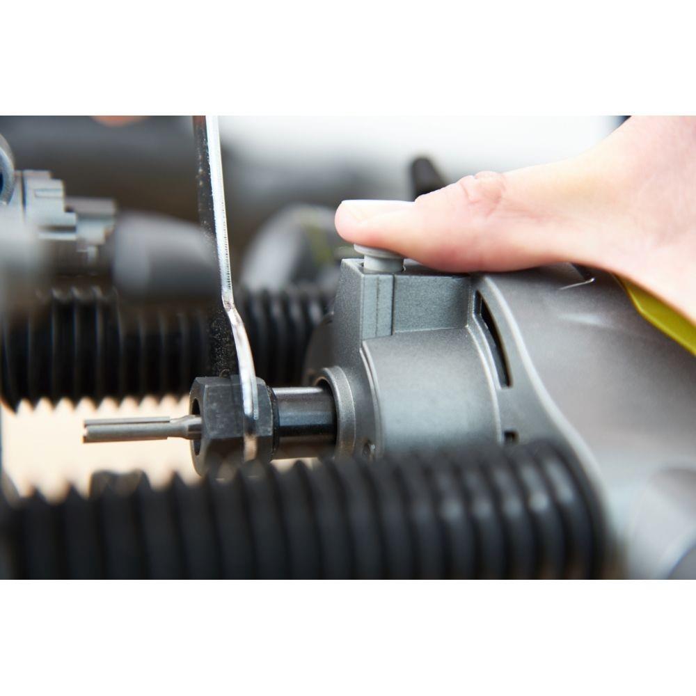 Ryobi RRT1600P-K 1600 W Çift Kollu El Frezesi 5133002606