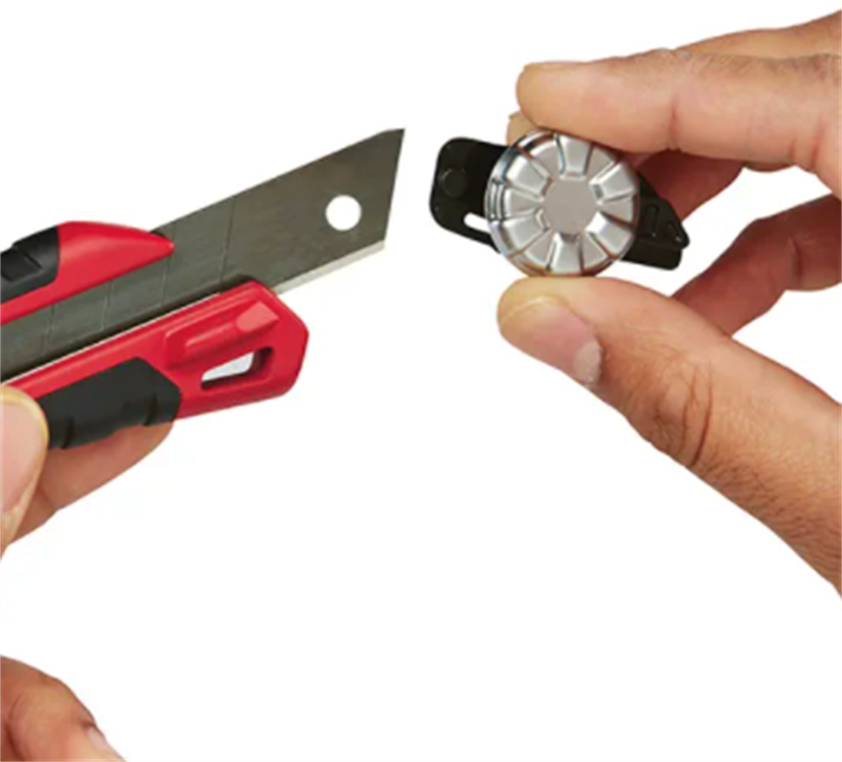 Milwaukee Ağır Hizmet Tipi Ayarlı Maket Bıçağı 18 Mm 48221961
